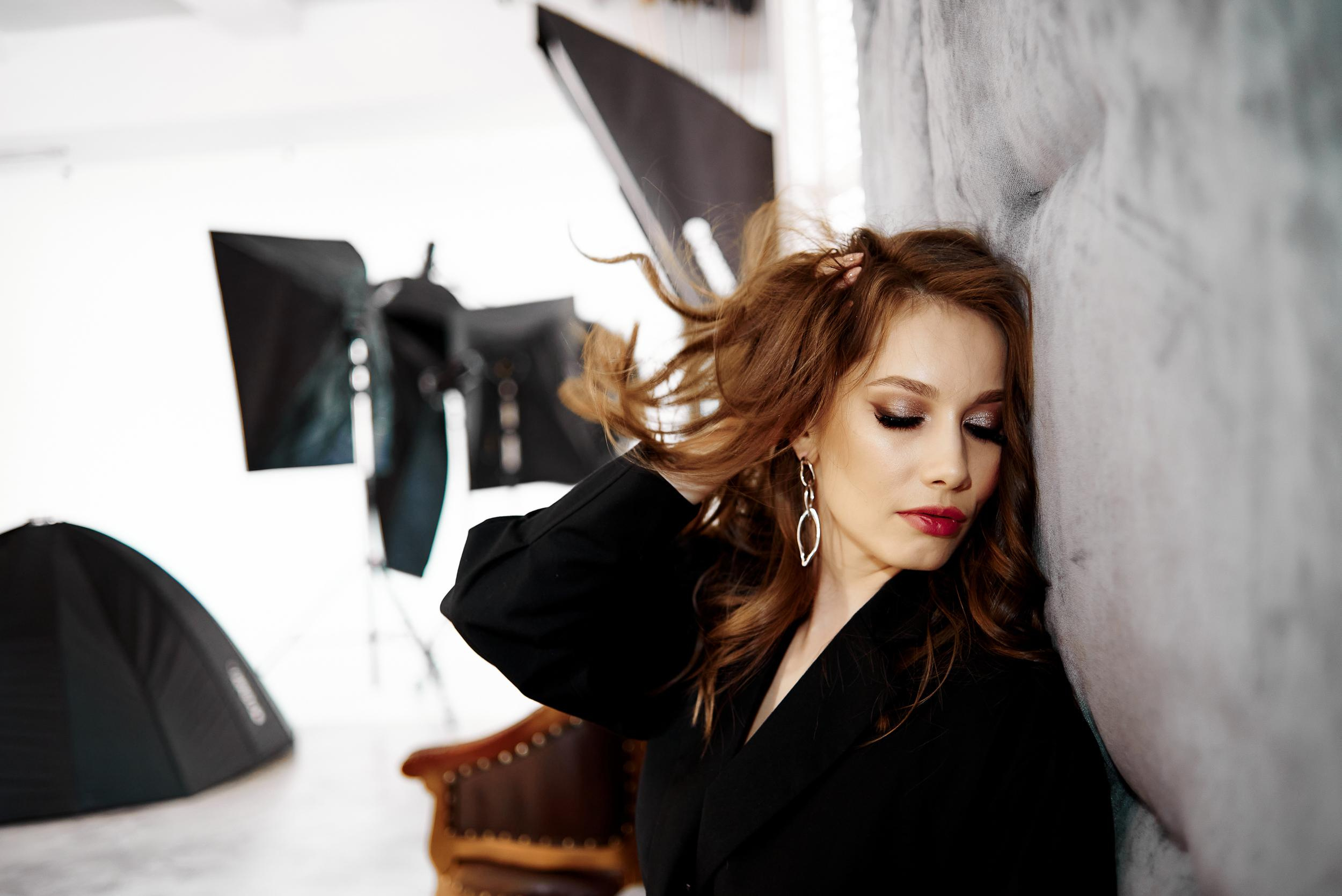 Мария. Снимаю всё, кроме похорон