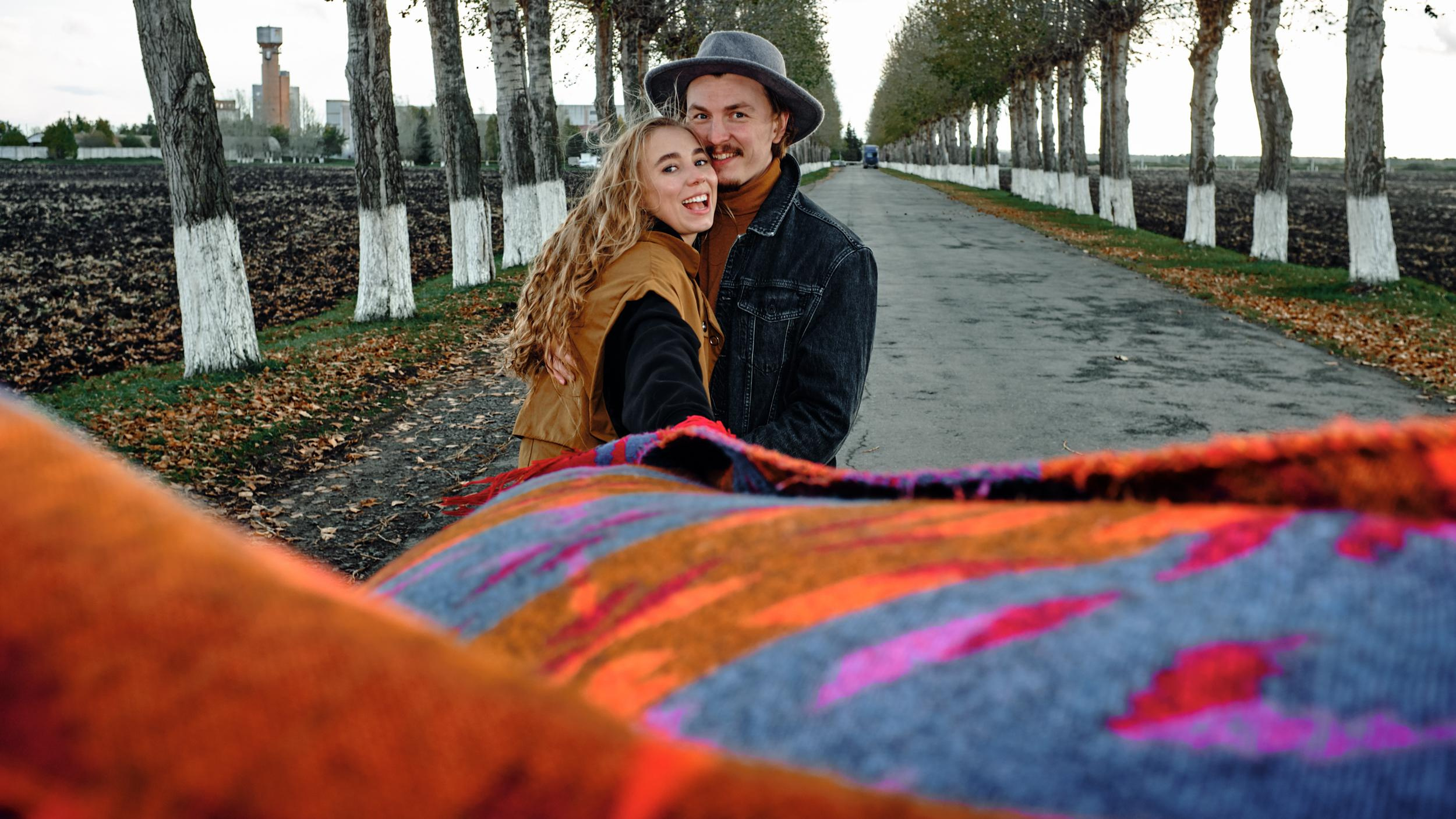 А и Ю. Снимаю всё, кроме похорон