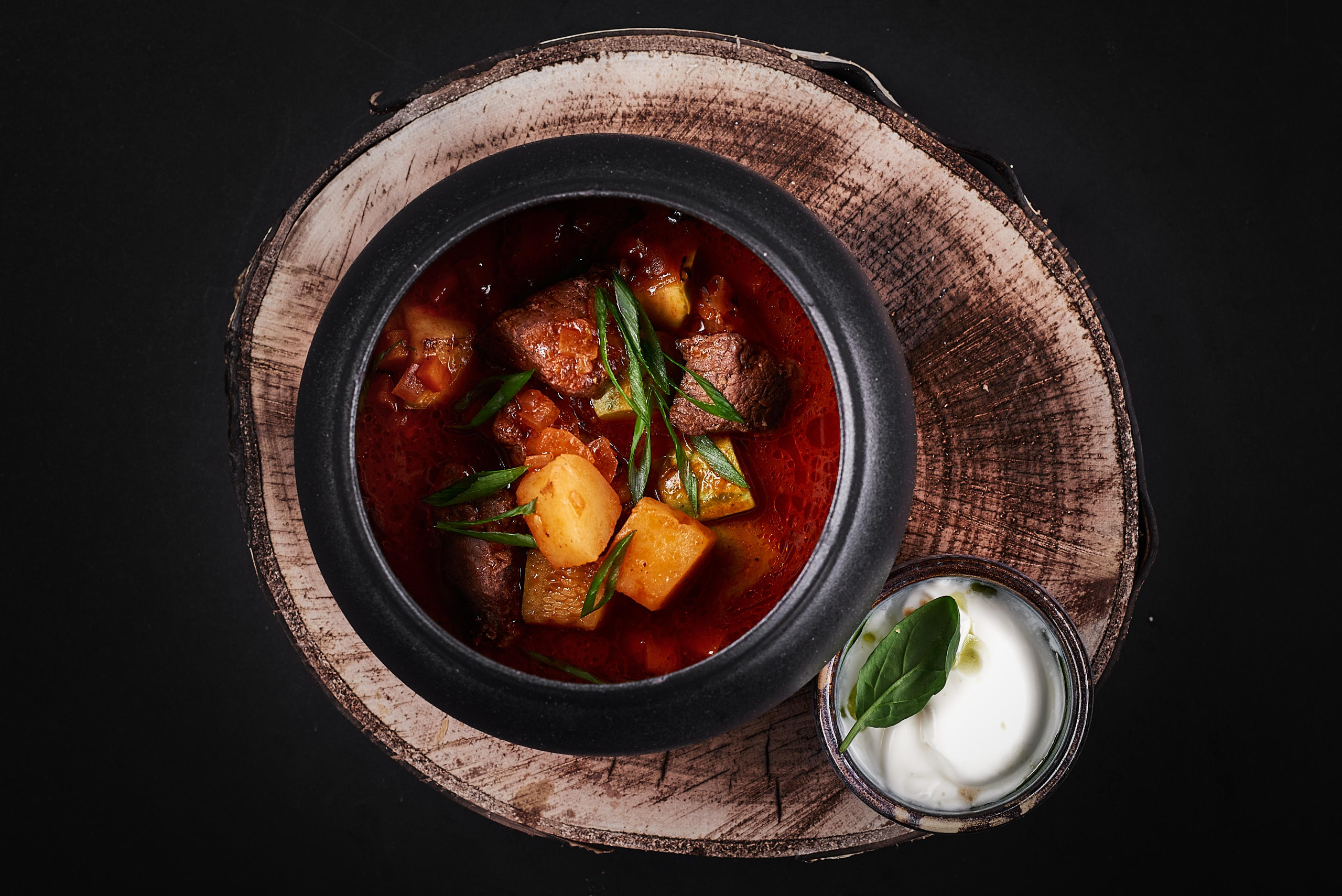 1. Снимаю всё, кроме похорон