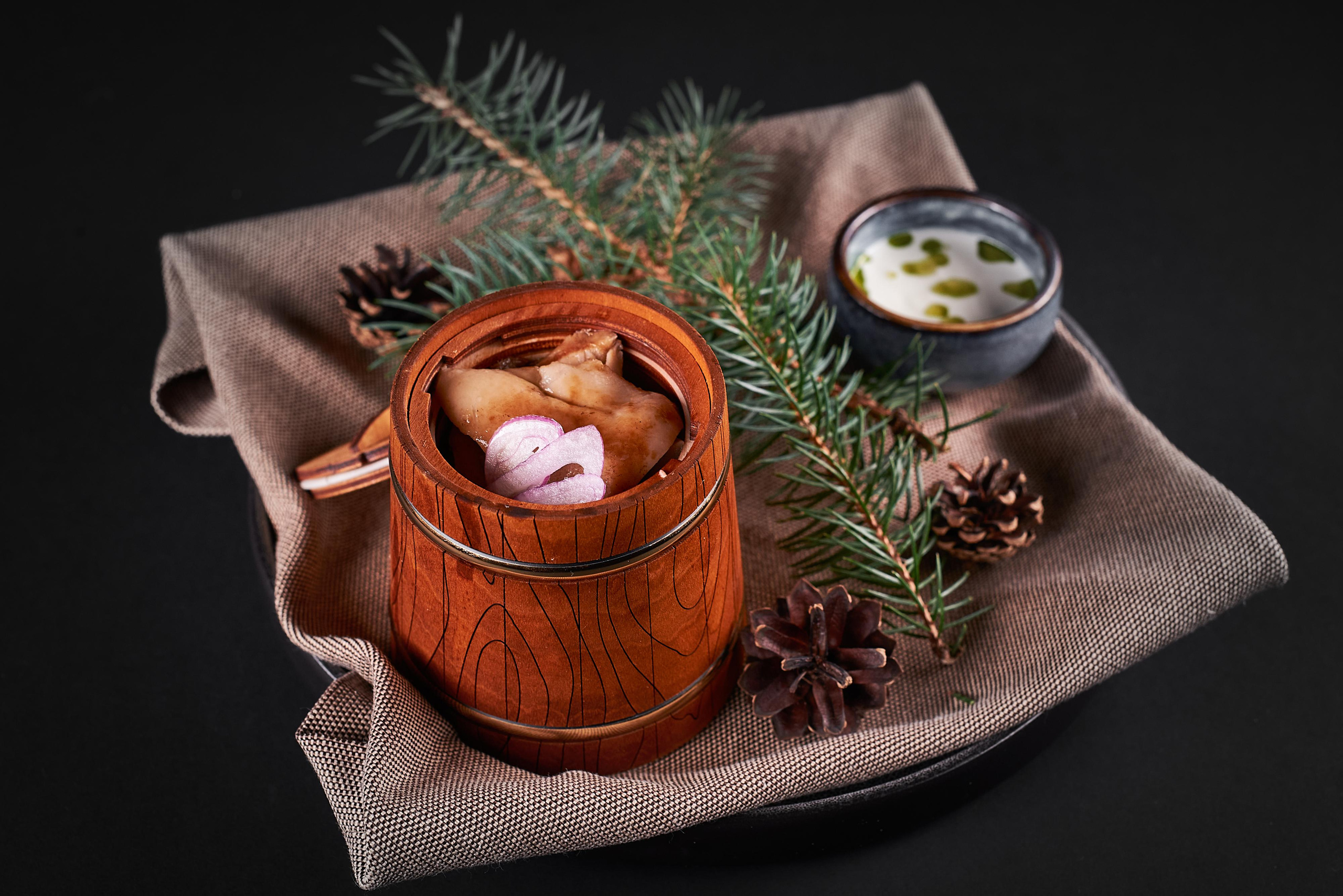 1. Снимаю всё, кроме похорон