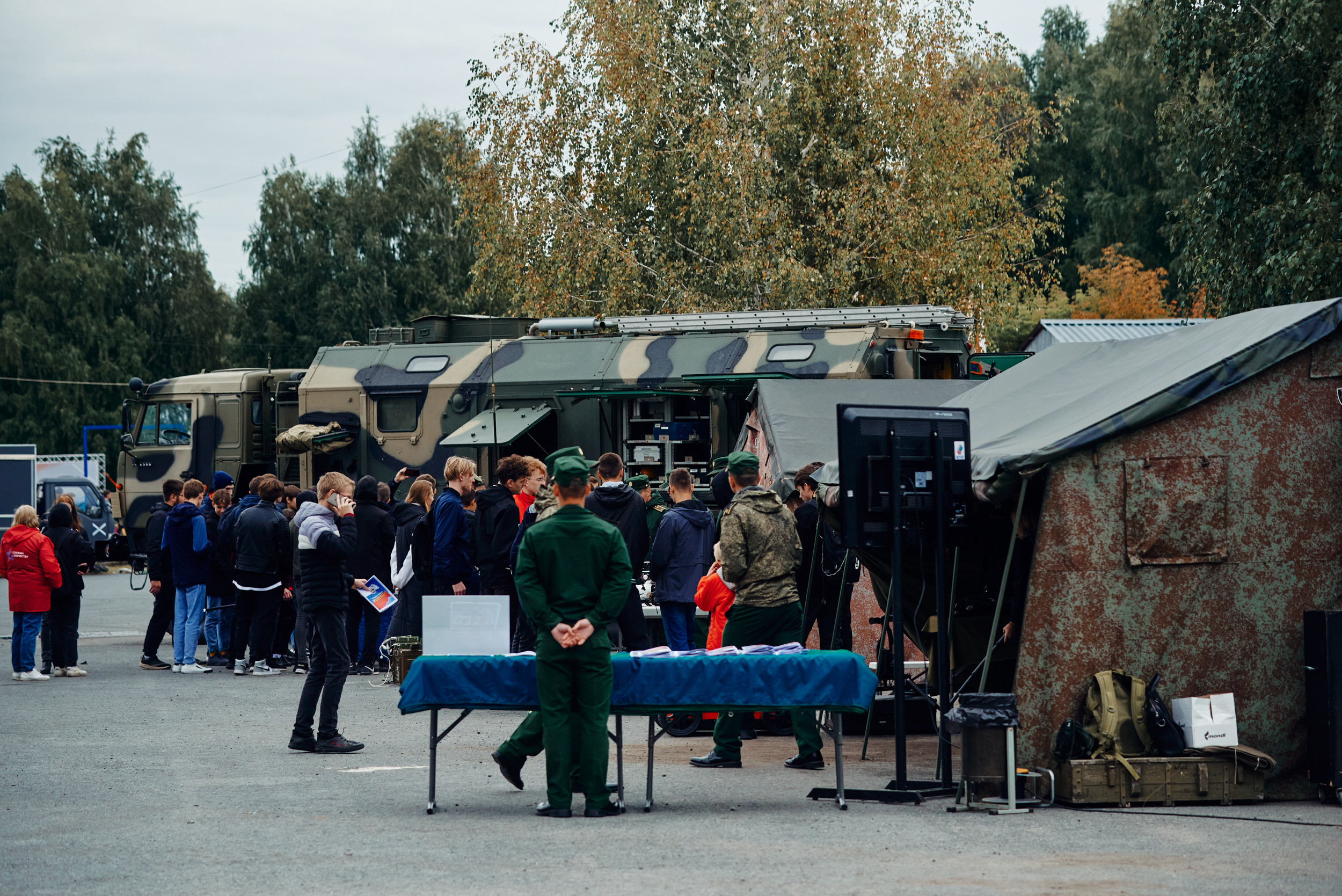 Аванпост. Снимаю всё, кроме похорон
