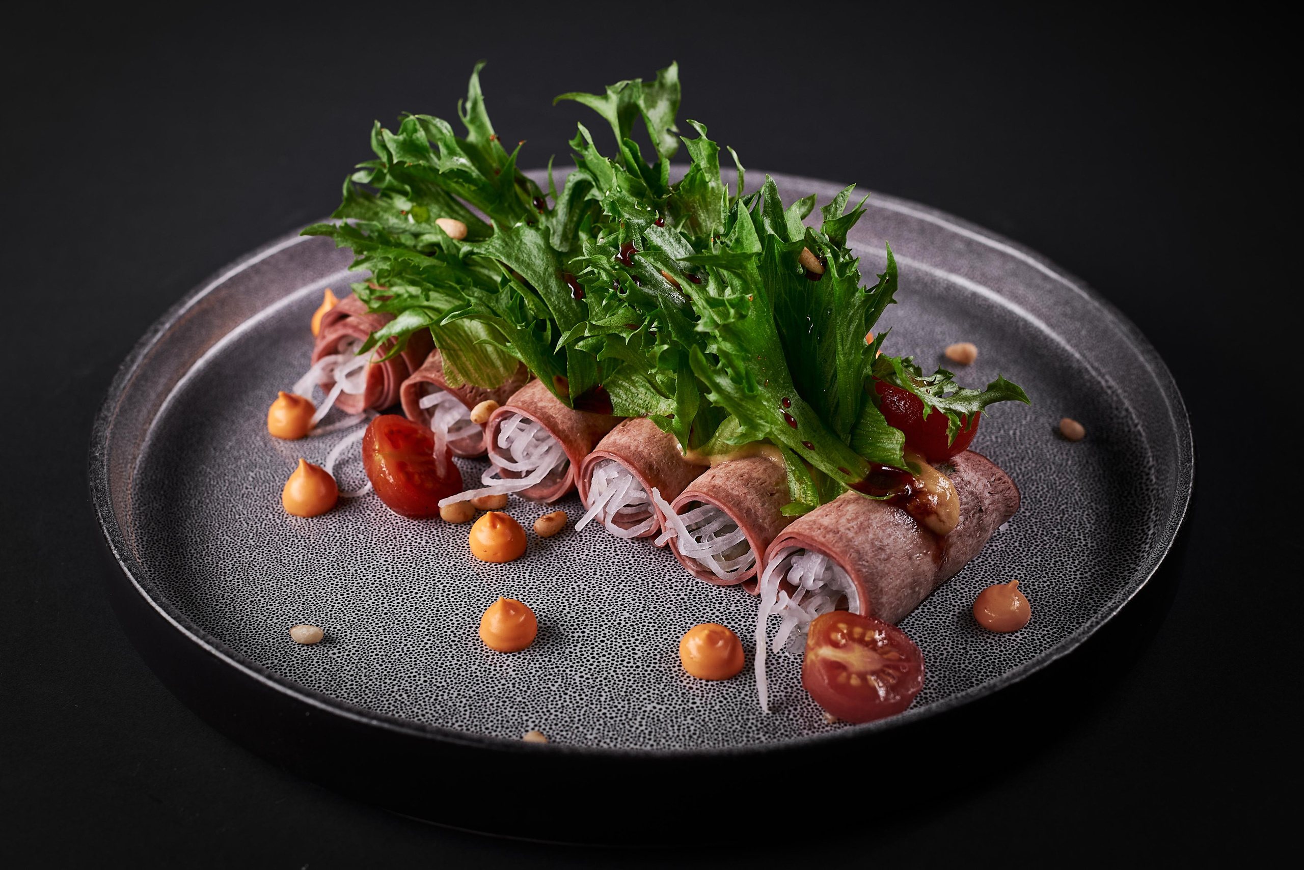 1. Снимаю всё, кроме похорон