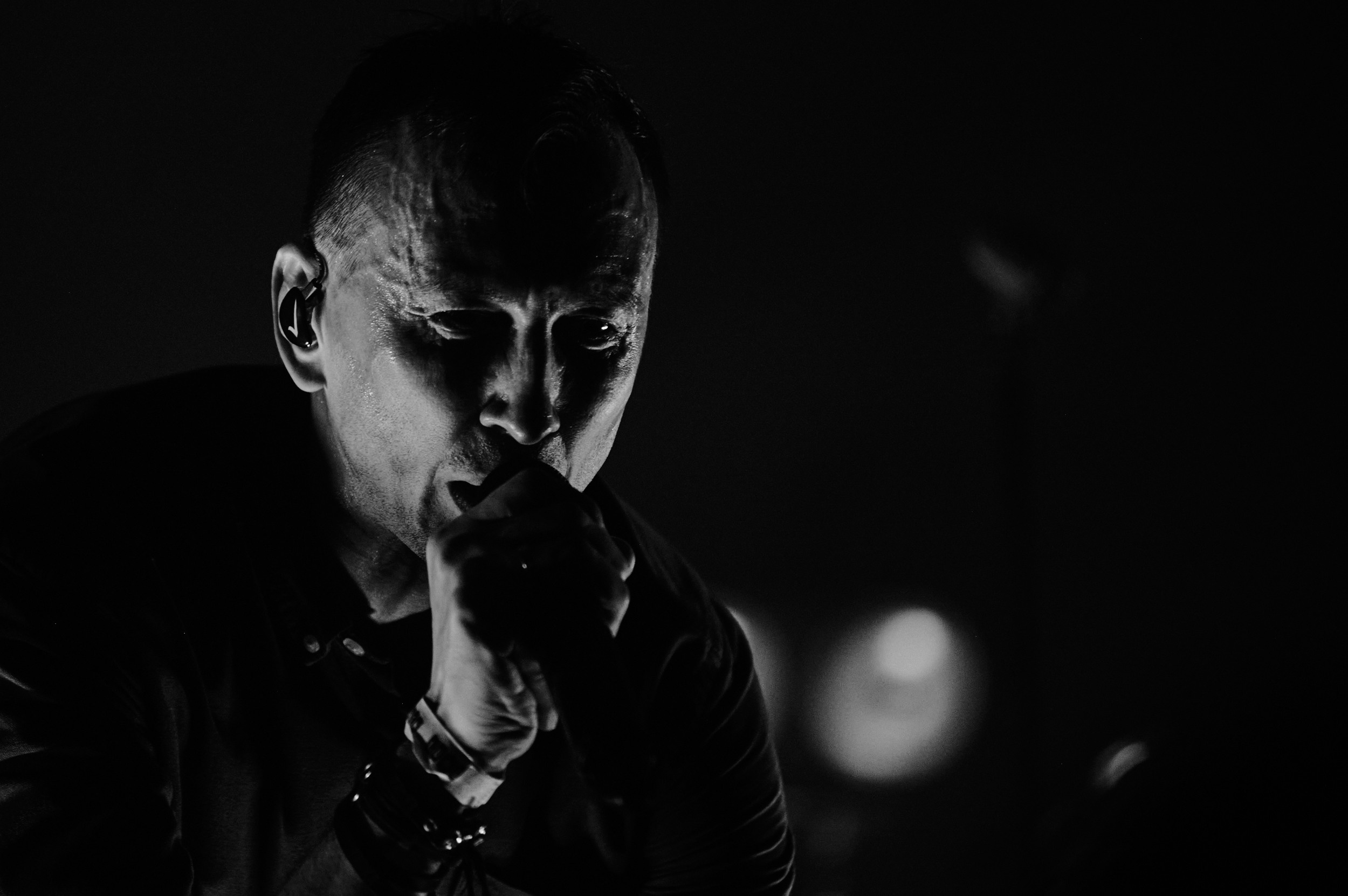 Lumen. Снимаю всё, кроме похорон