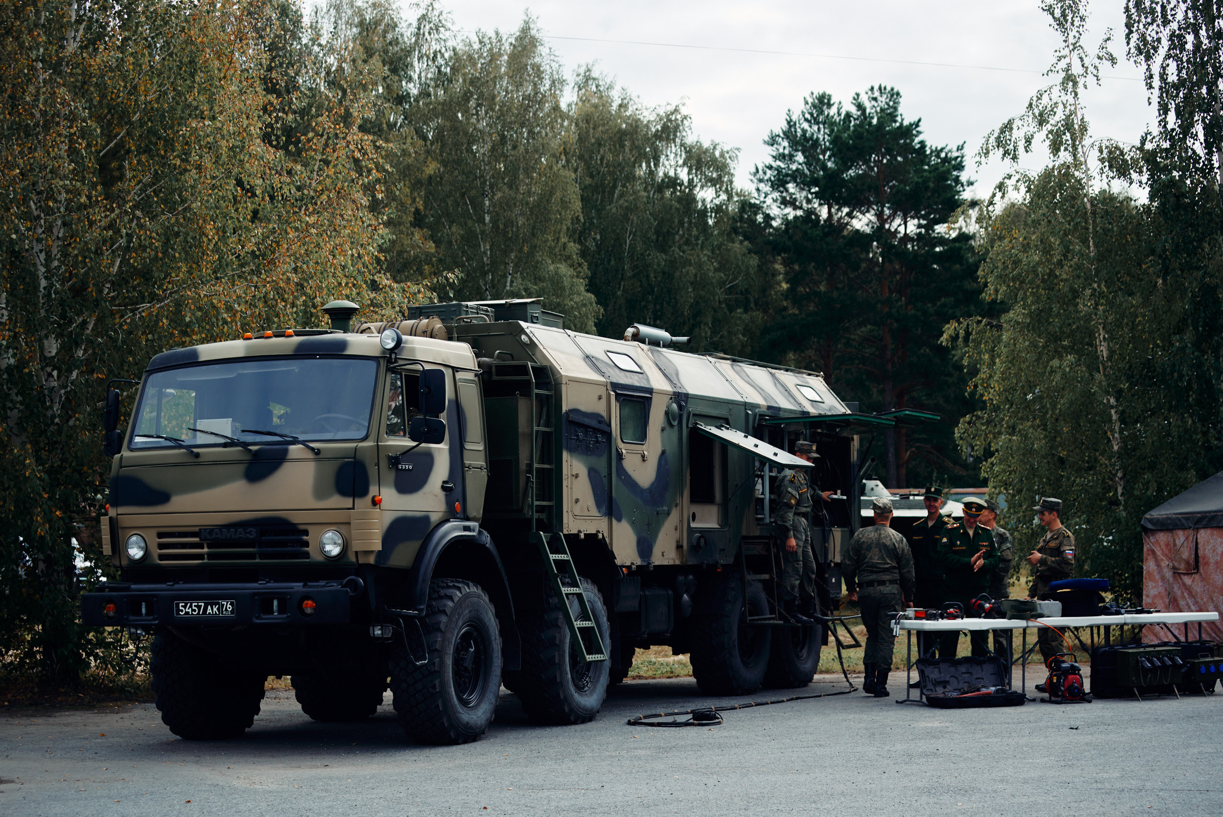 Аванпост. Снимаю всё, кроме похорон