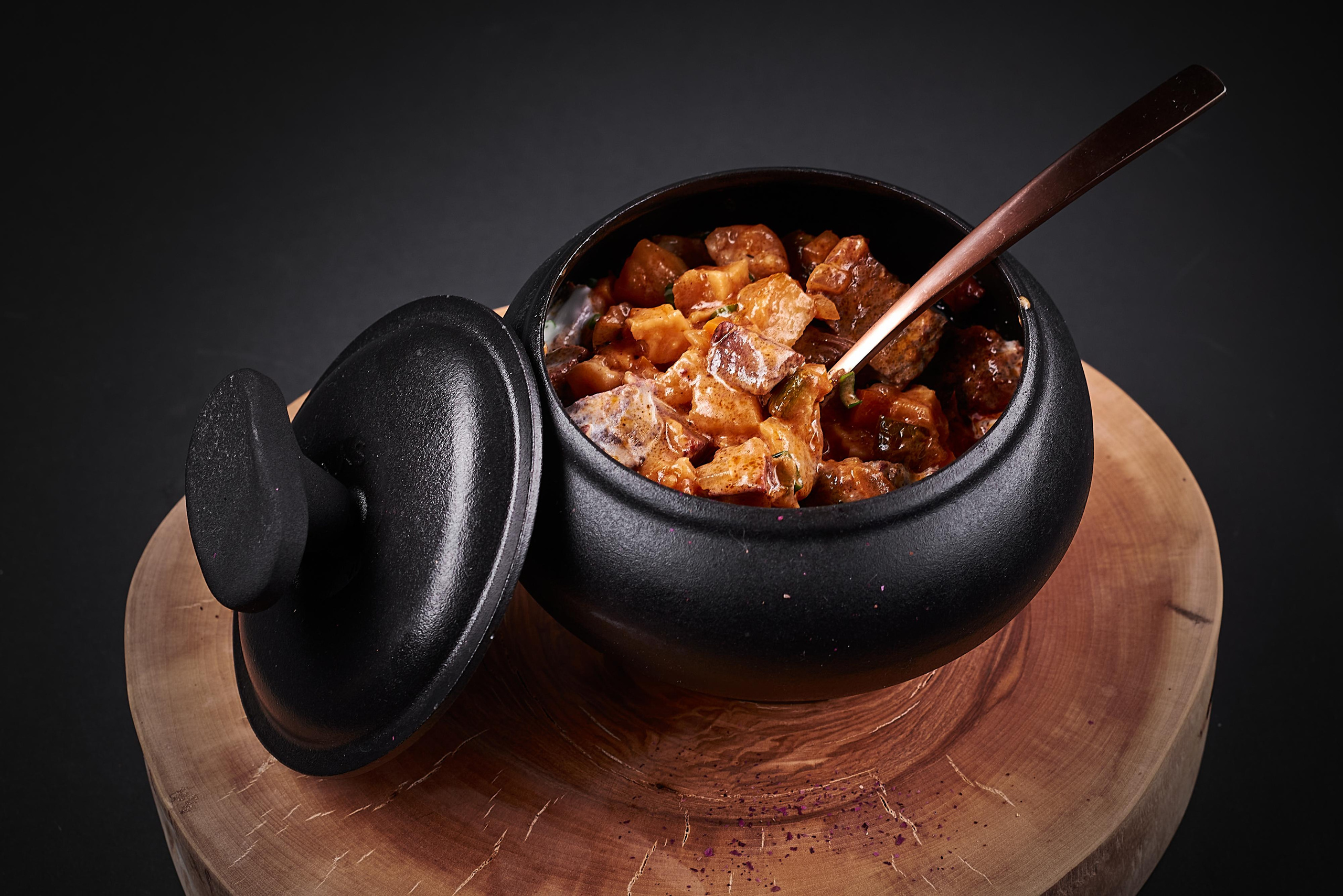 1. Снимаю всё, кроме похорон