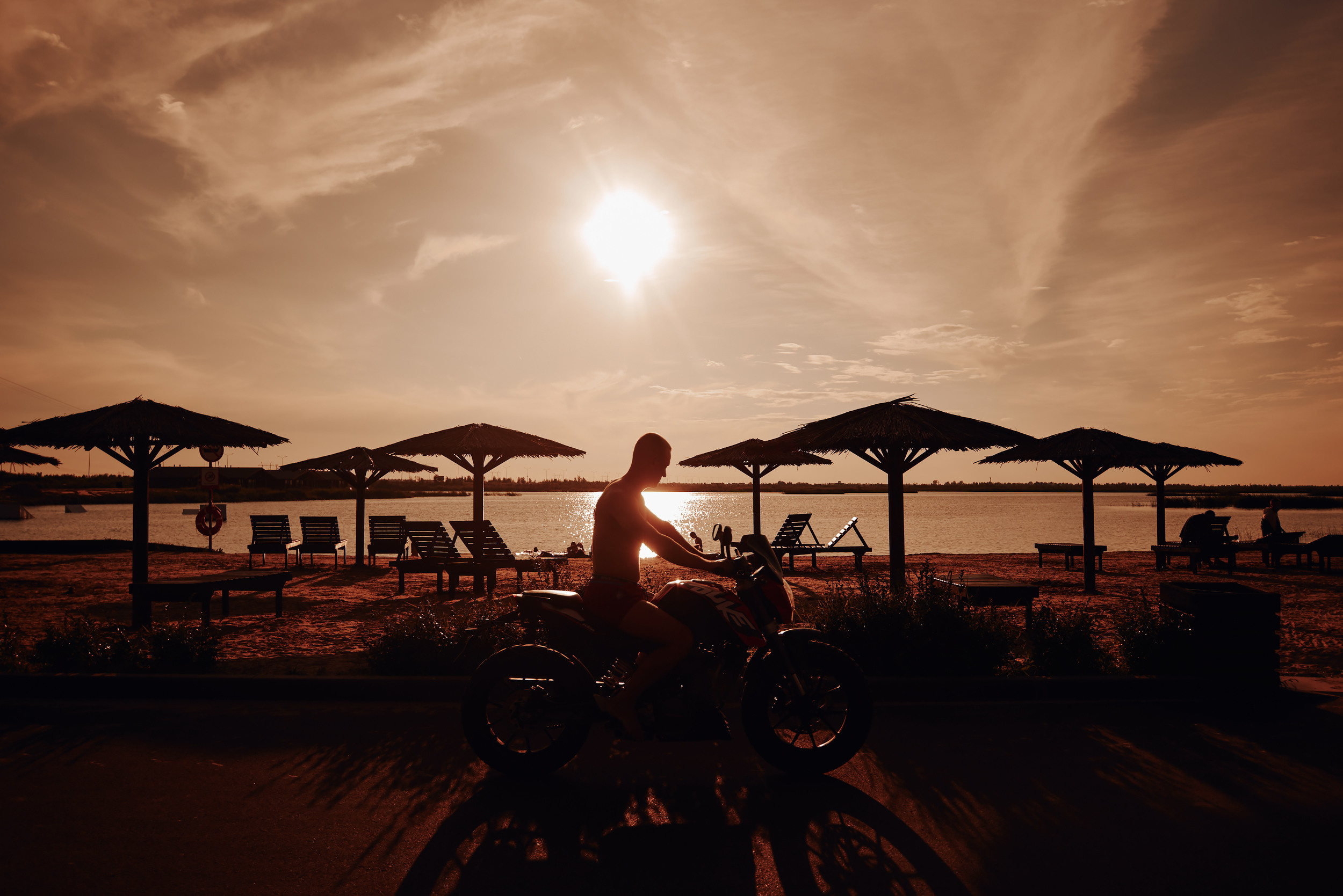 Липовое Демонстрация моделей одежды. Снимаю всё, кроме похорон