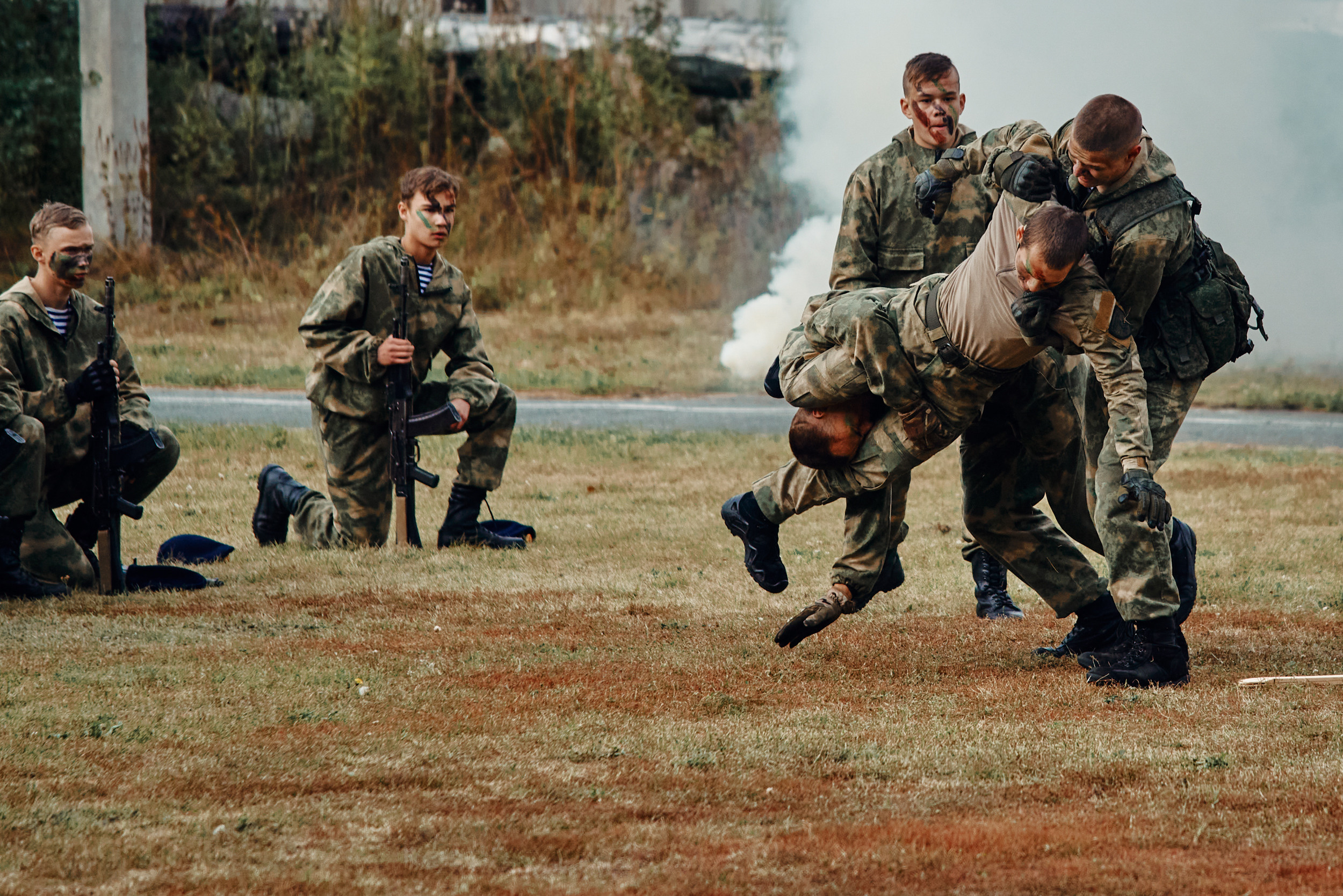 Аванпост. Снимаю всё, кроме похорон