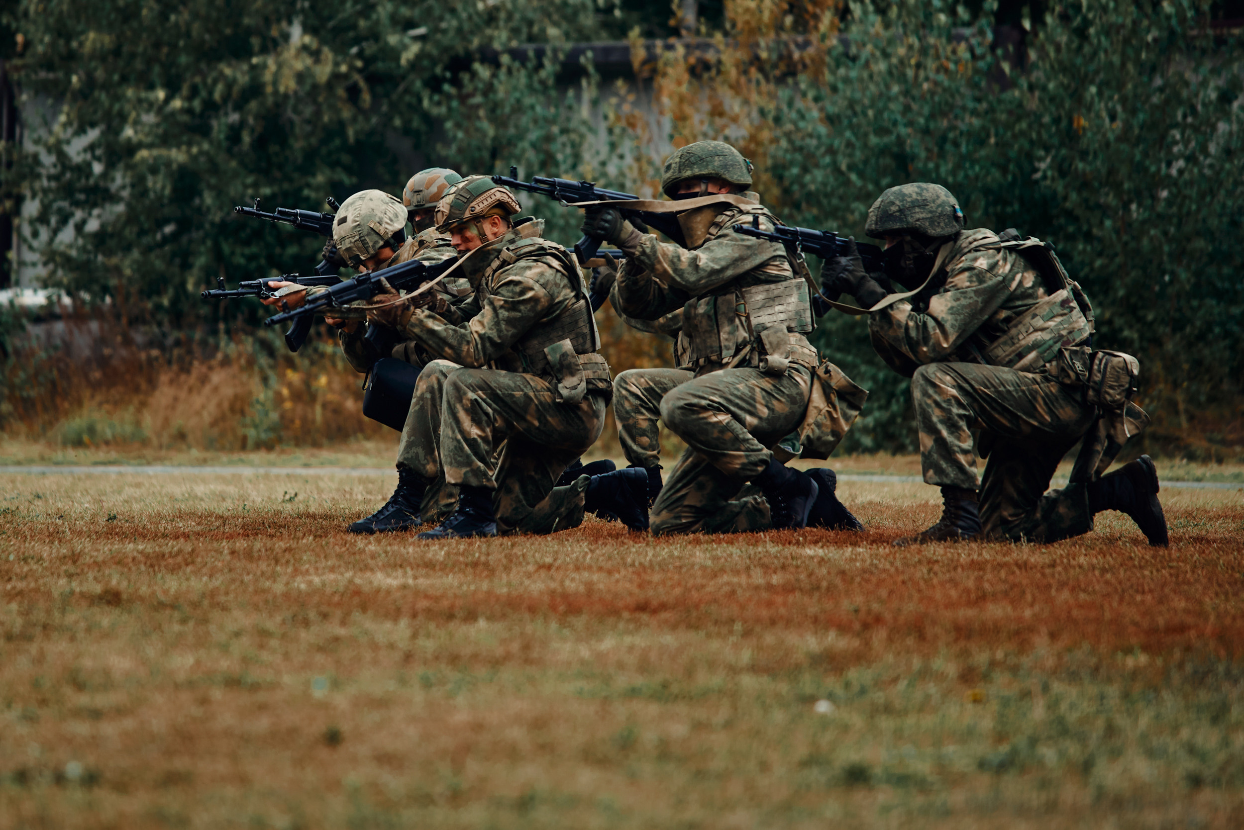 Аванпост. Снимаю всё, кроме похорон