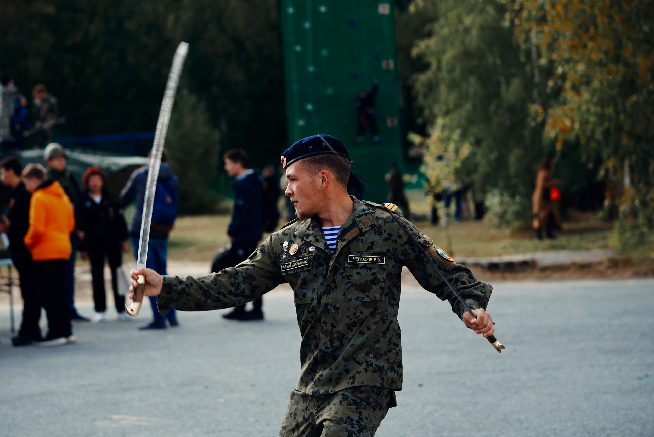 Аванпост. Снимаю всё, кроме похорон