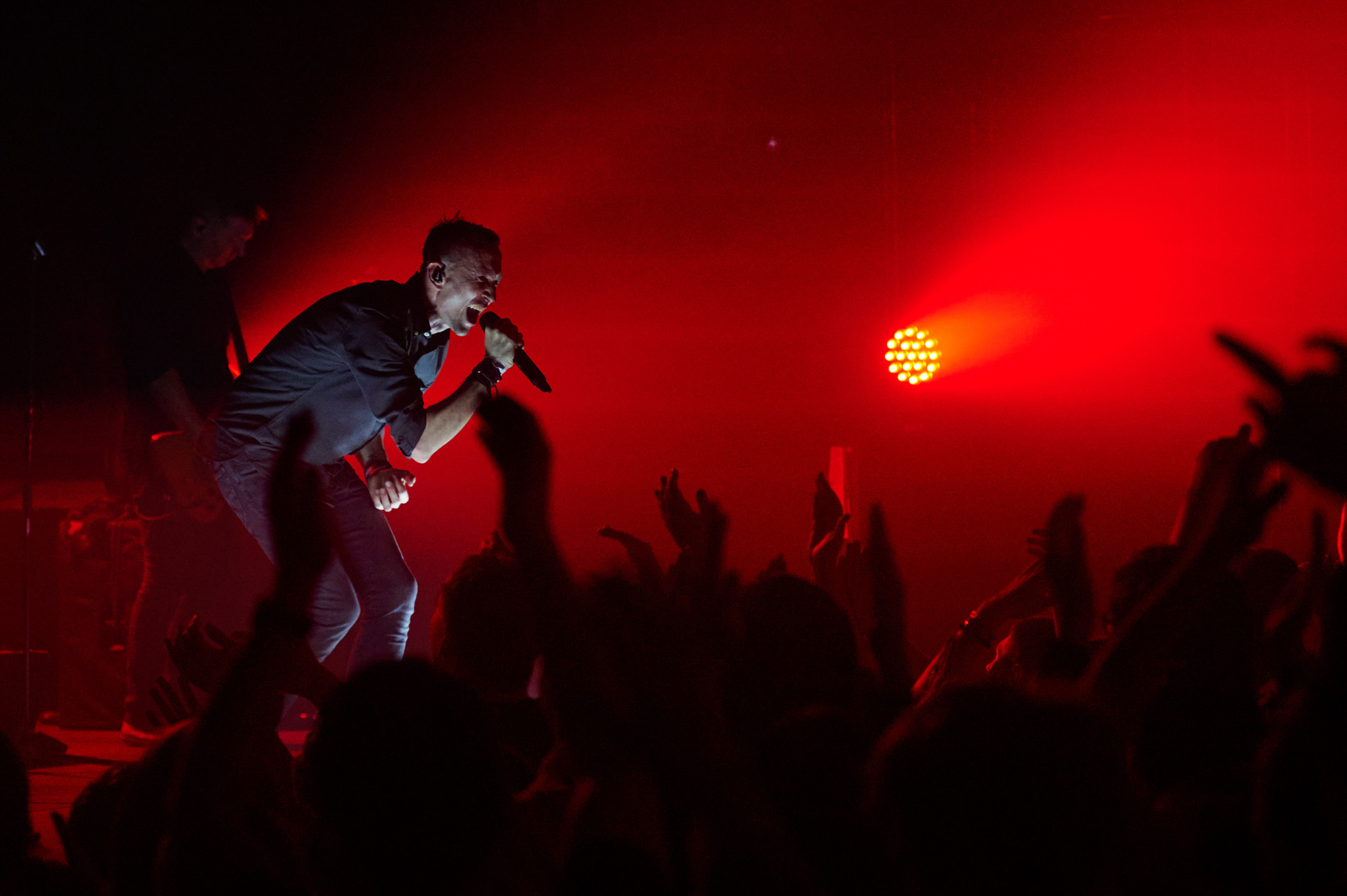 Lumen. Снимаю всё, кроме похорон