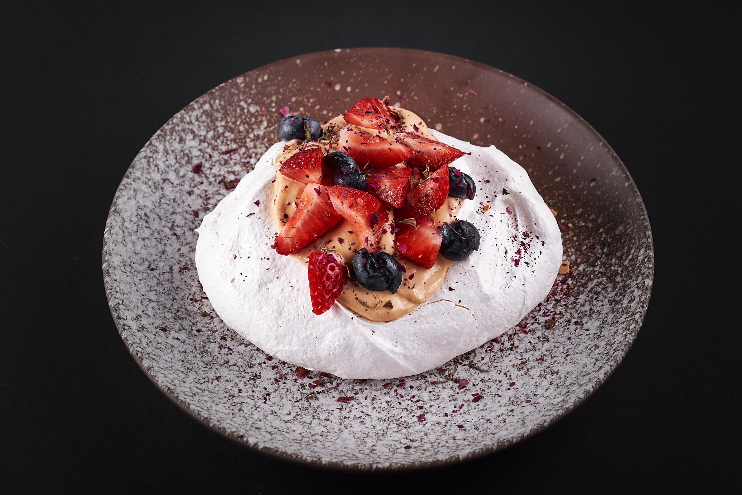 1. Снимаю всё, кроме похорон