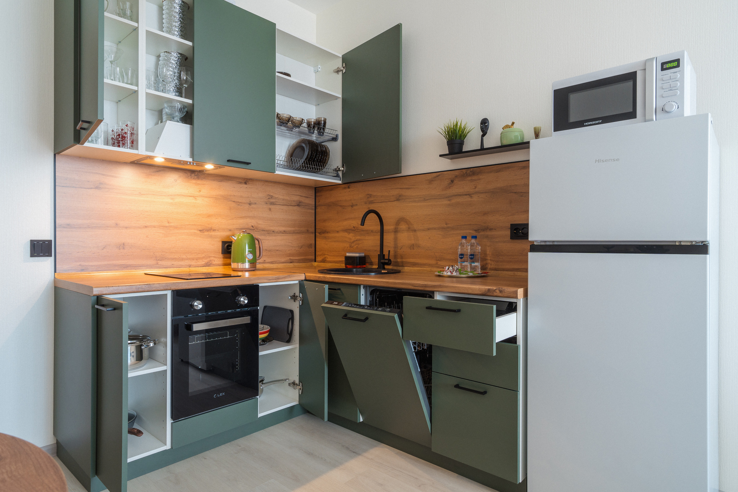 Студия на Тосина, 6. Святослав Буньков | фотограф