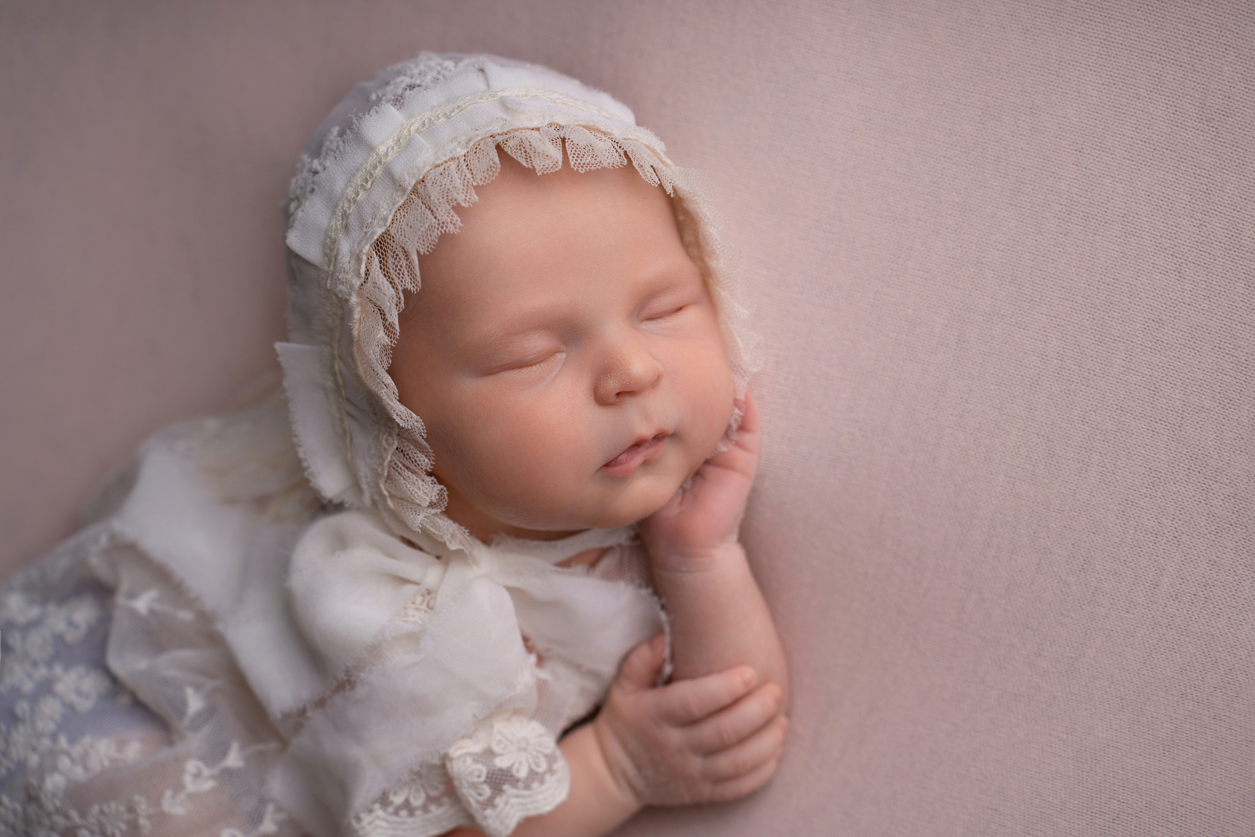 Ньюборн. Фотограф новорожденных Оренбург и свадебный фотограф Оренбург