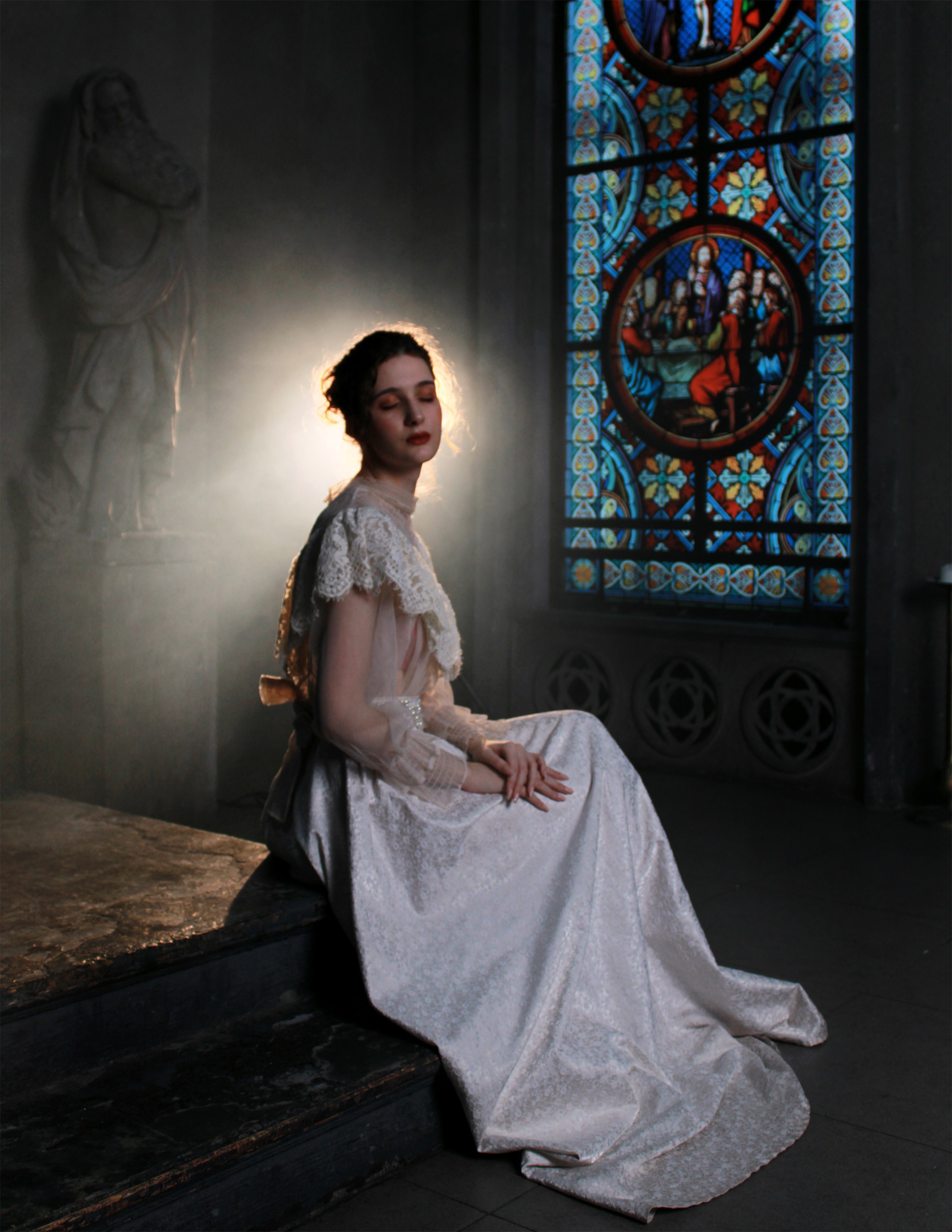 Готика (студия). Женский портретный фотограф в Москве Анастасия Карпова