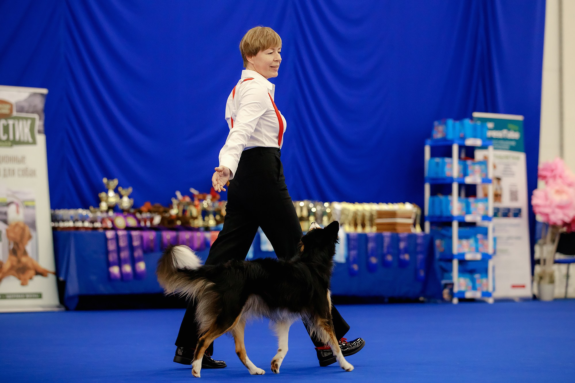 Танцы на выставке «Зоошоу», СПб. Фотограф-анималист Mary Mart — Москва, Питер