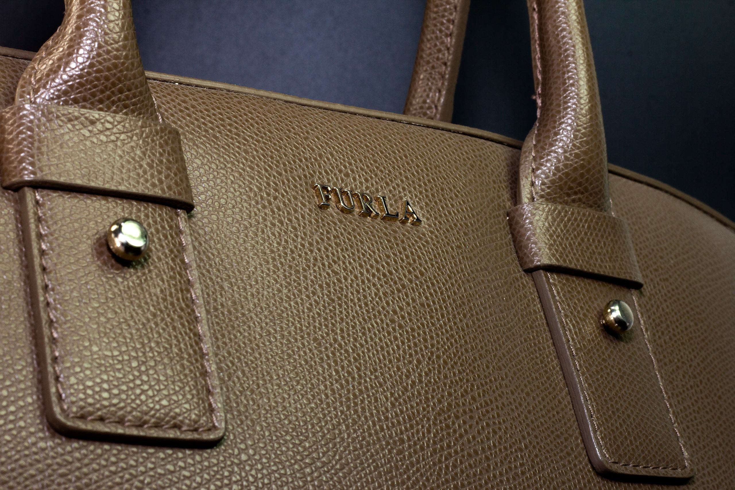 Фотографии для каталогов и интернет-магазинов. Предметный фотограф в Москве и Московской области