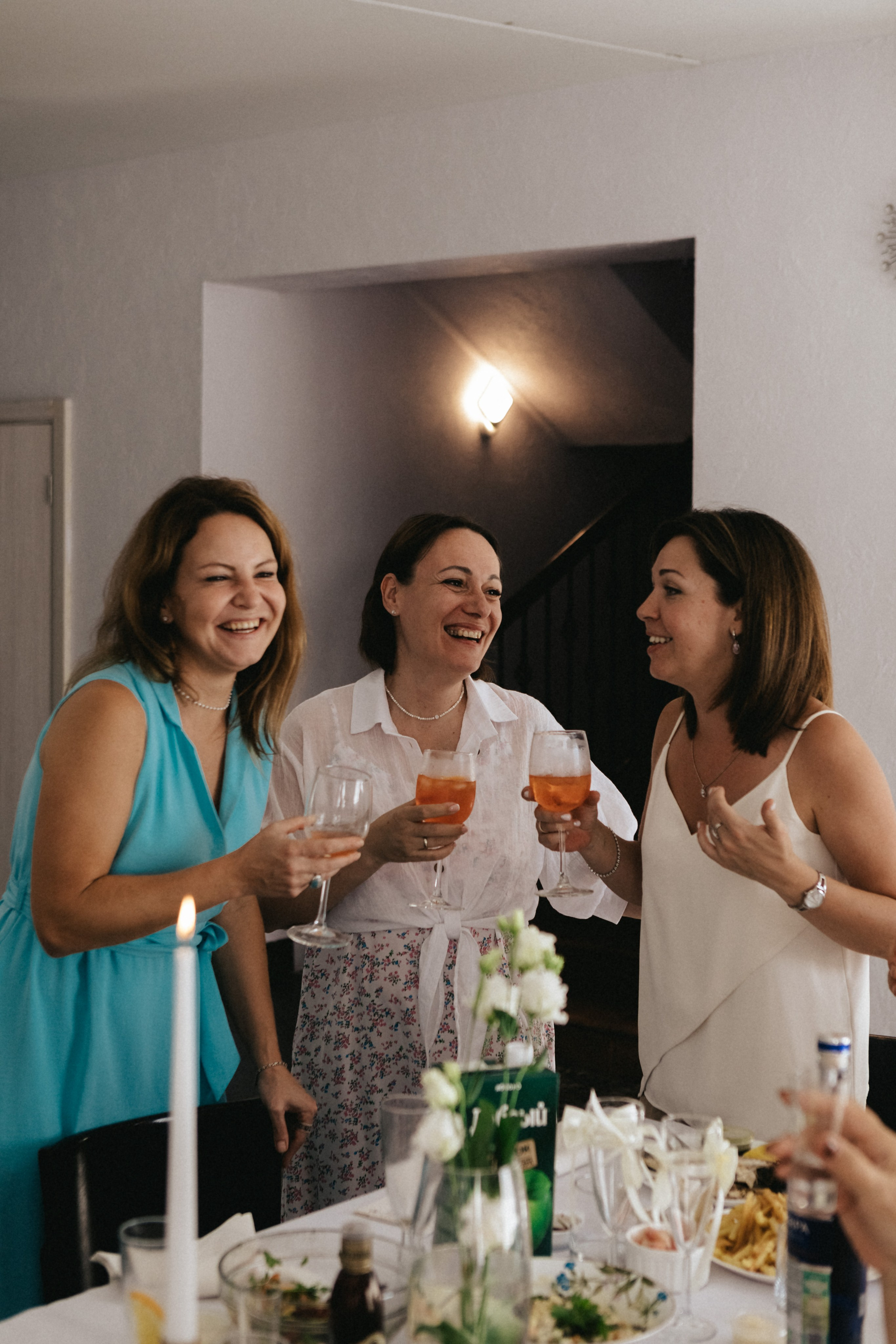 Лиза и Сережа. Роспись и тусовка в коттедже. Свадебный и портретный фотограф в Москве Анастасия Масюк