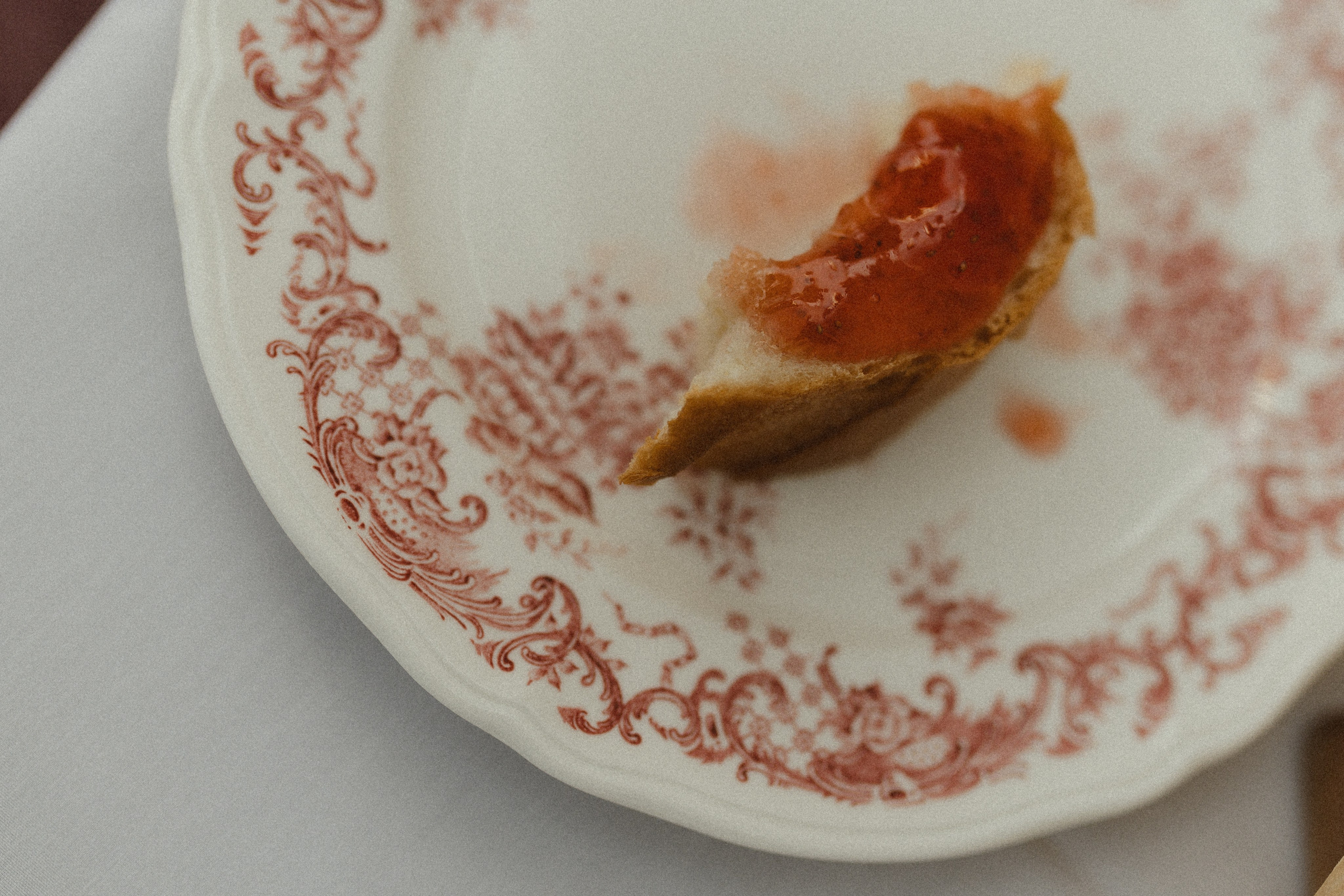 Лера Мира и клубничное варенье. Семейный фотограф в Москве Алина Савченко