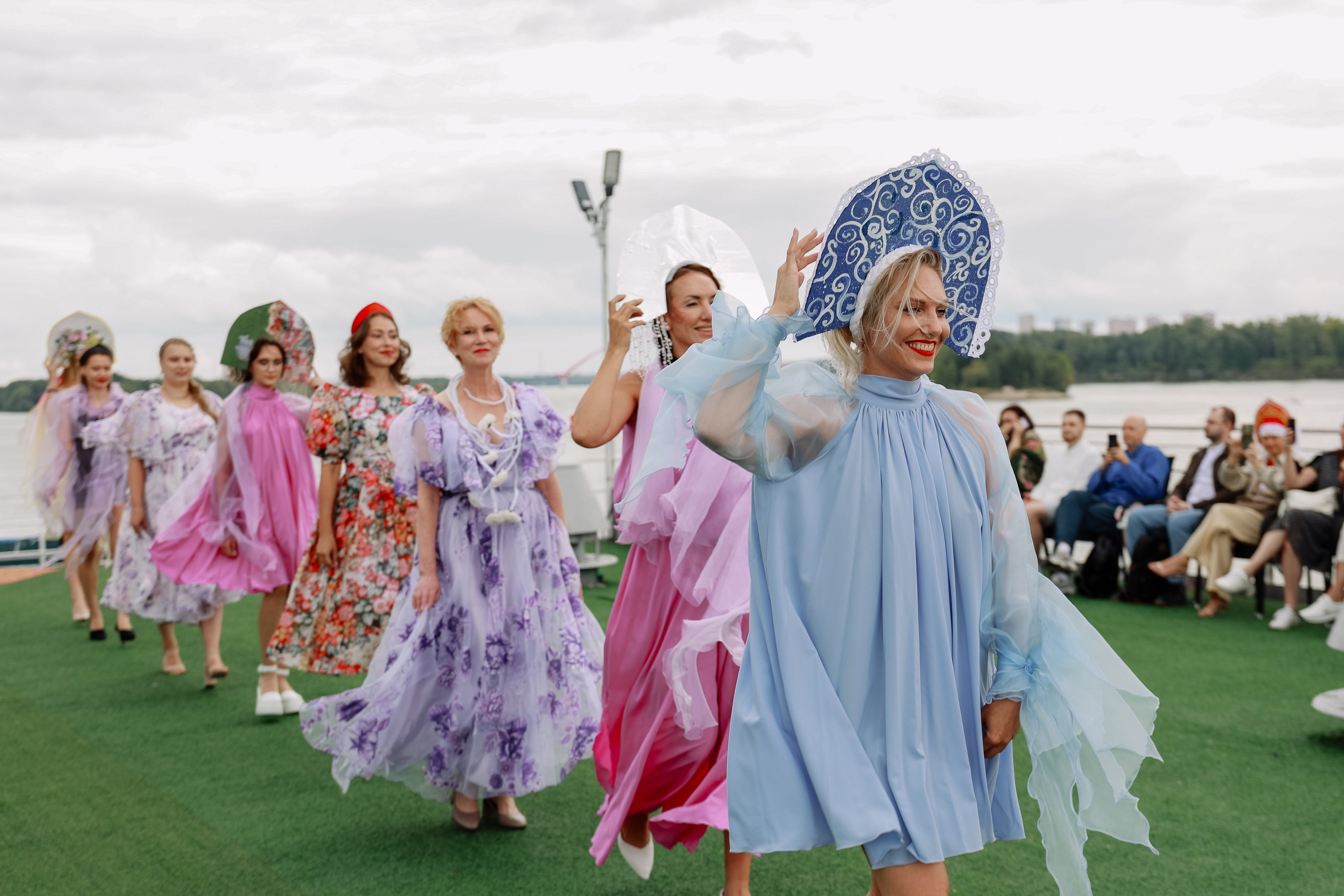 Модный показ «А-ля русс». Фотограф Юлия Мальцева