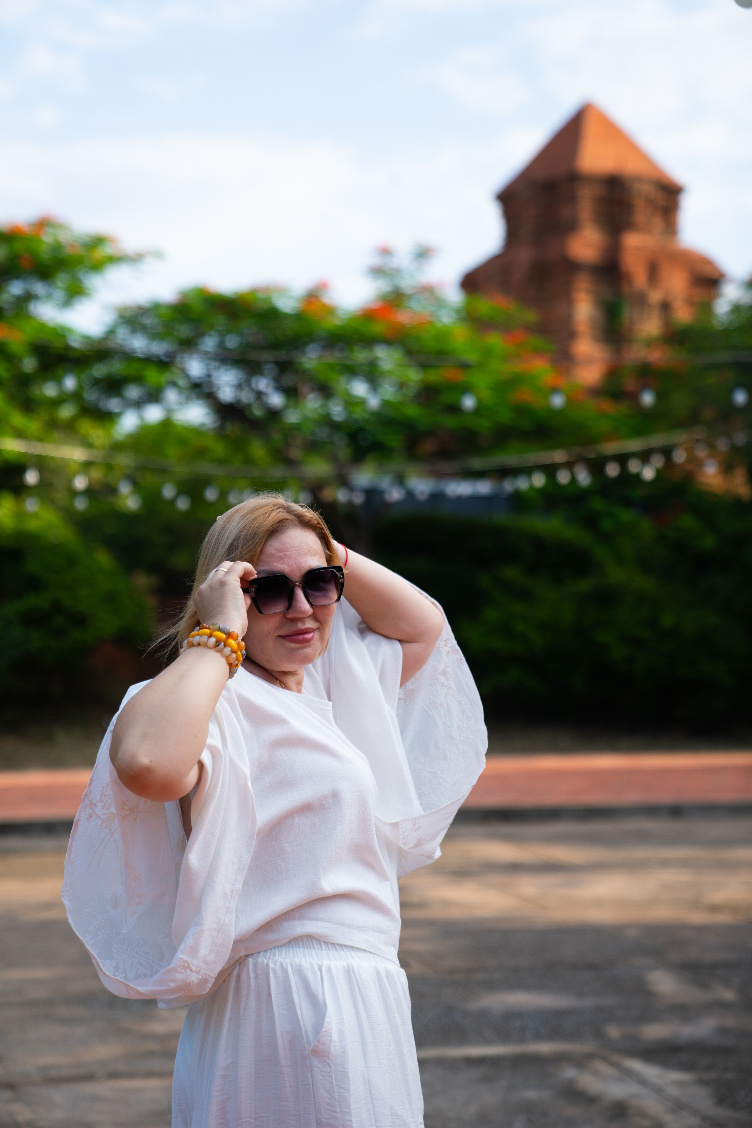 Анна. Чамские Башни в Муйне. Фотограф в Муйне и Фанхьете — Фотосессии для туристов, пар и семей