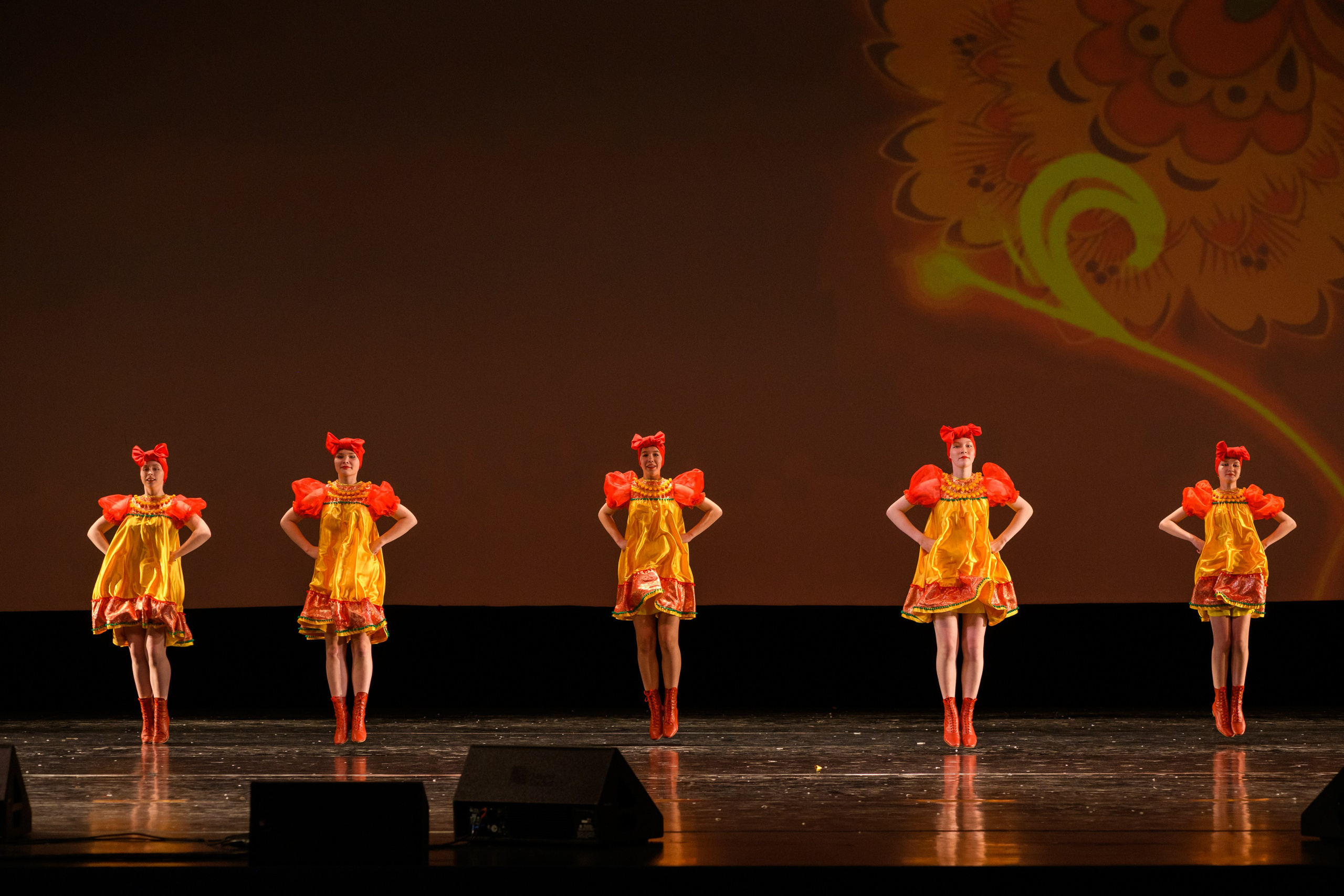 23 апреля, часть 2, БКЗ Октябрьский, г. Санкт-Петербург. Золотое яблочко