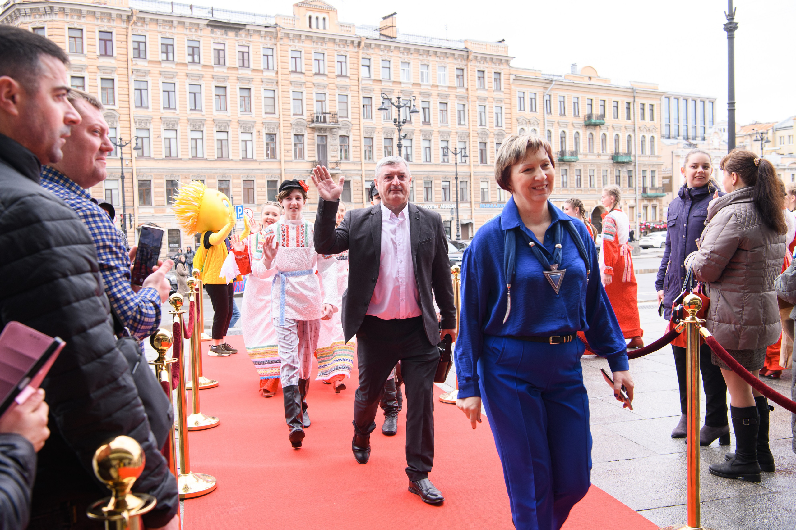 23 апреля, часть 1, БКЗ Октябрьский, г. Санкт-Петербург. Золотое яблочко