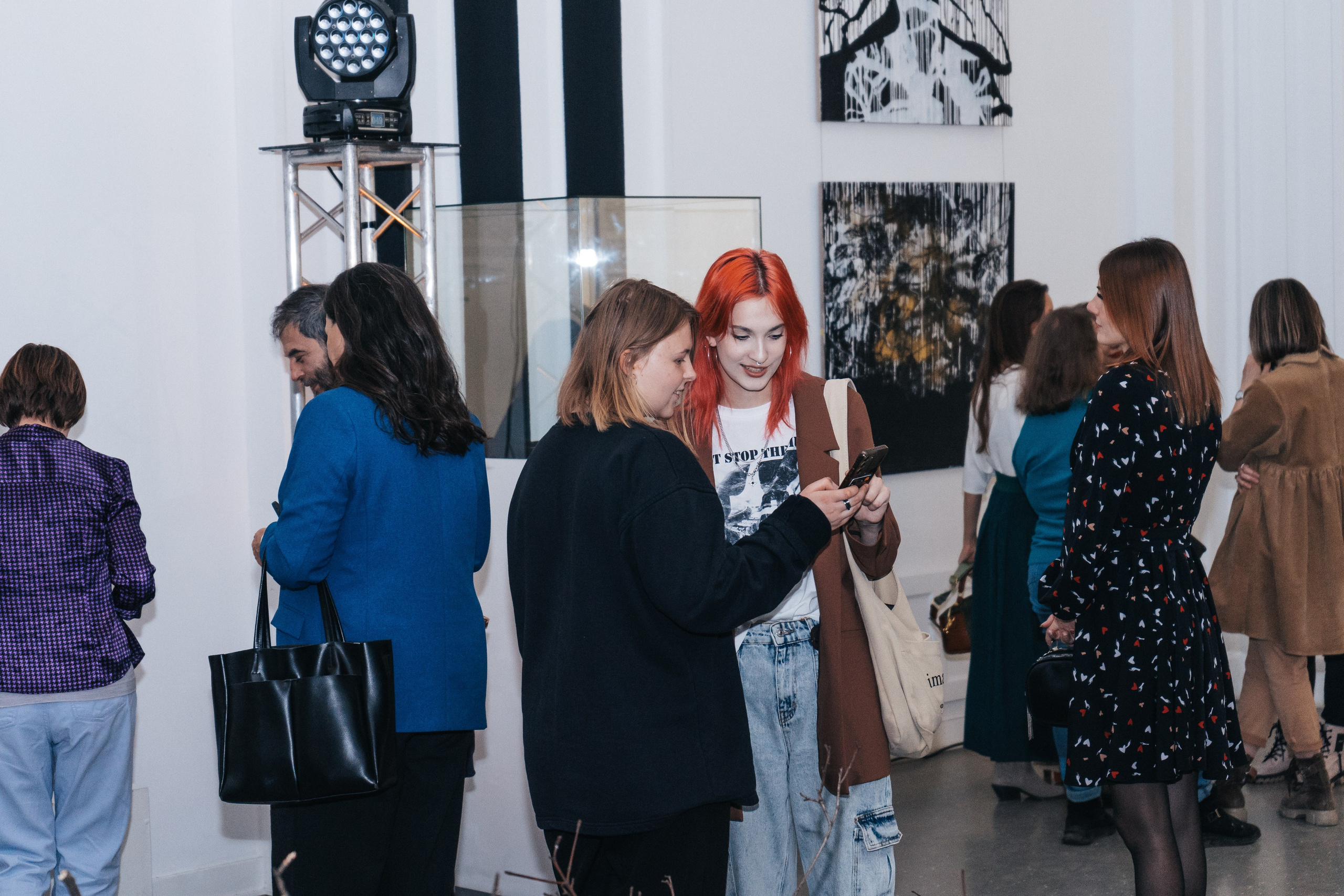 Выставка Юрия Литарова. Всё рождается. Всё продолжается. Портретный фотограф Нижний Новгород