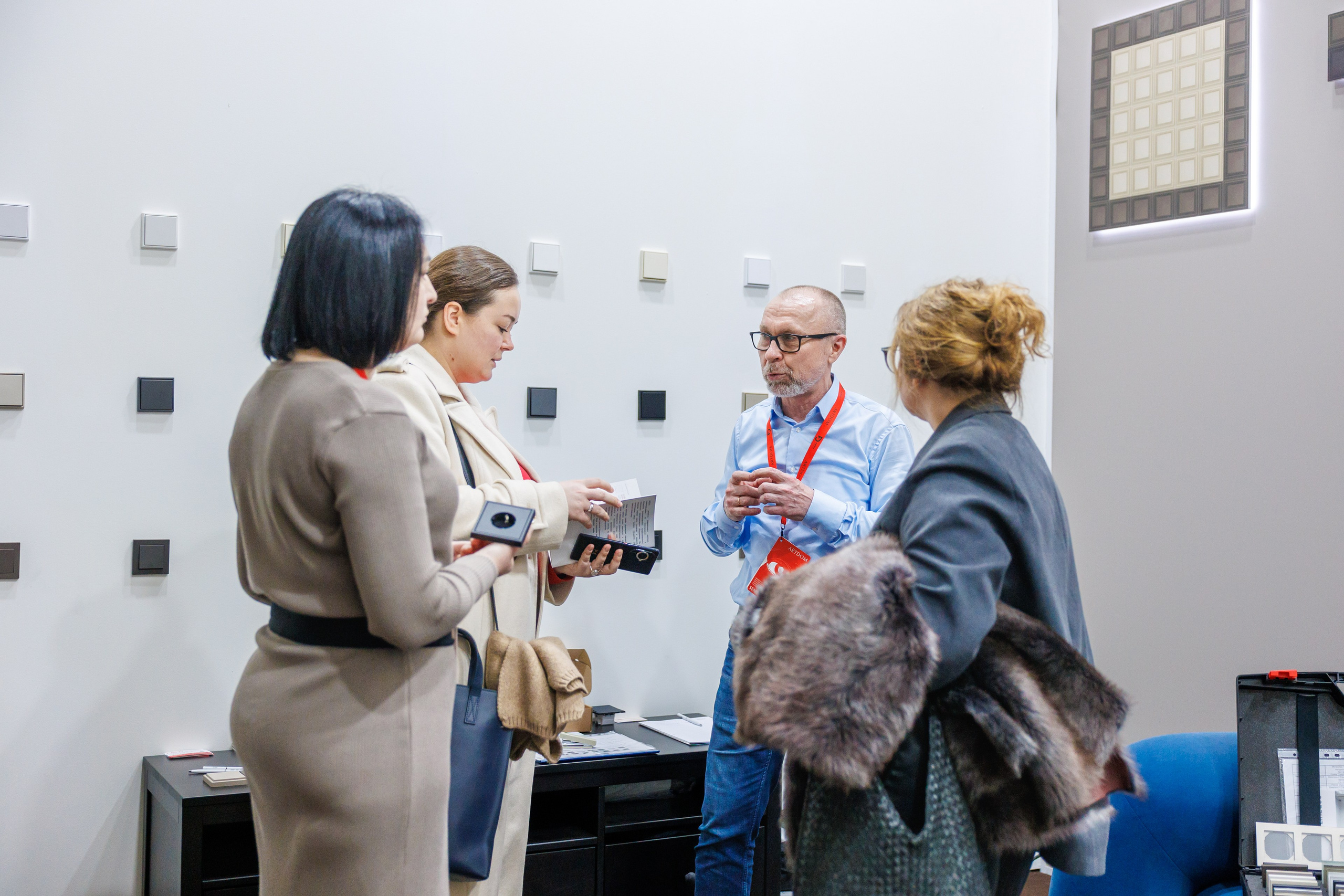 Фотосессия стенда в рамках выставки. Фотограф в Москве Дмитрий Емельянов