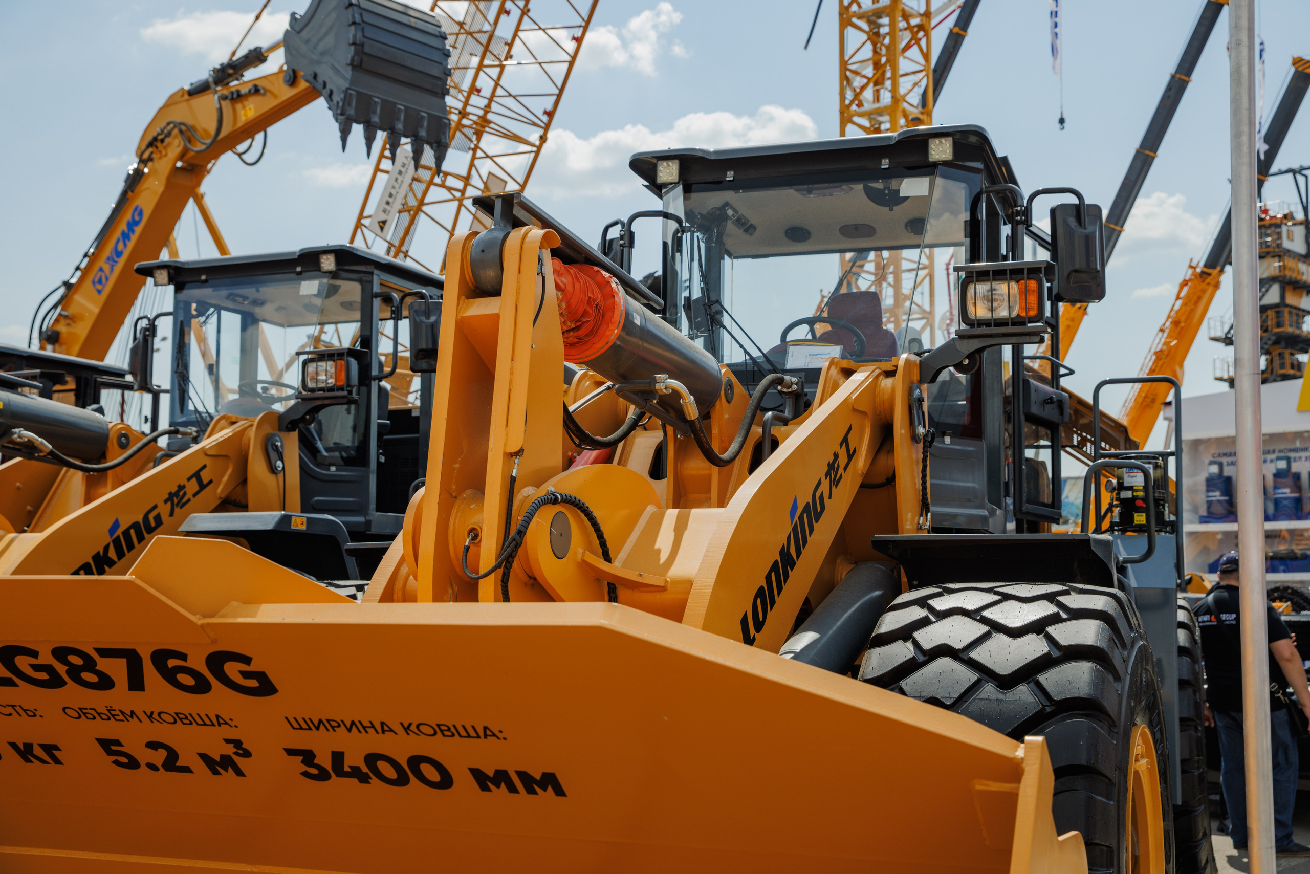 Выставка Спец. Техники. Фотограф Москва Шептаев Артём