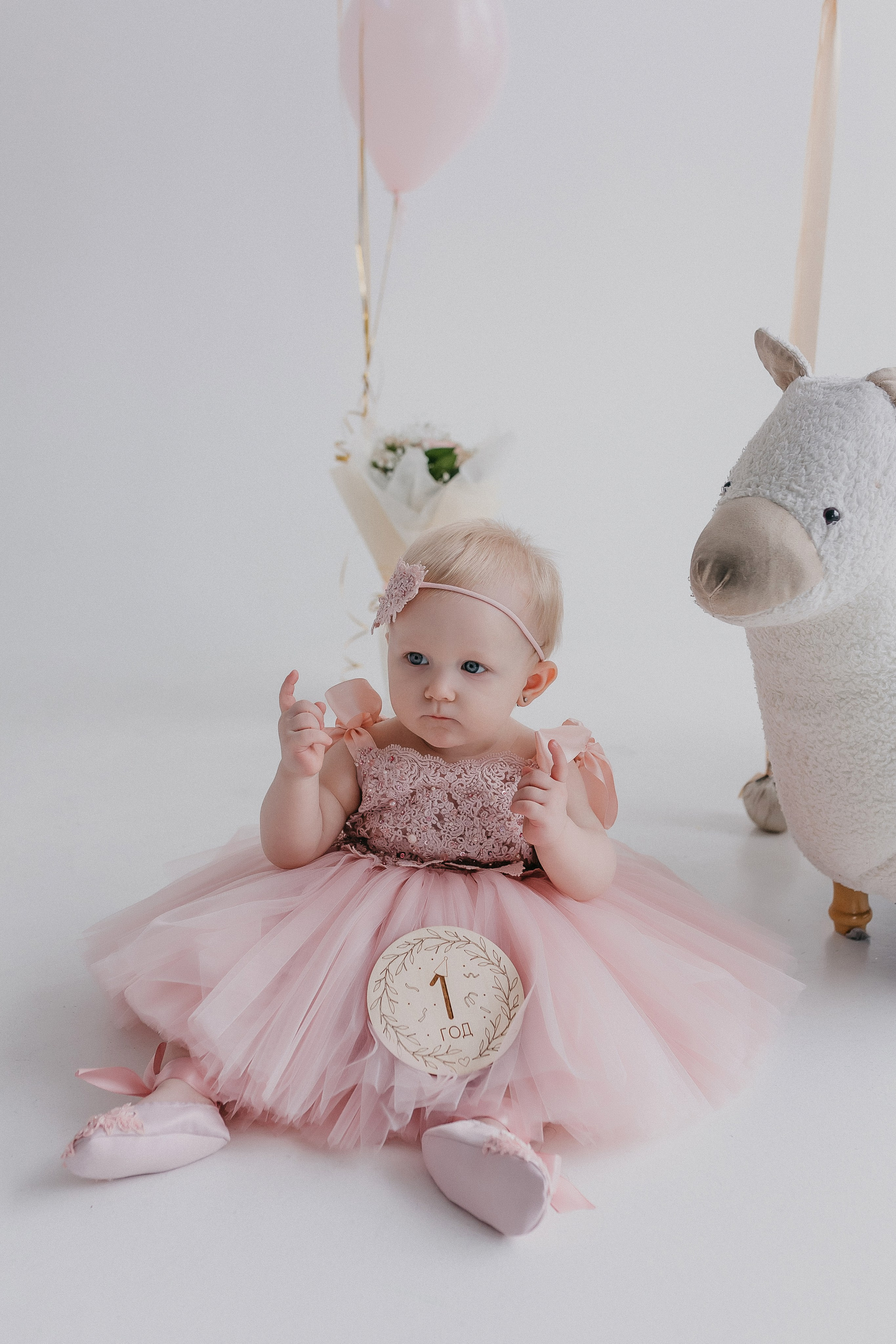 Виктории 1 год. Семейный фотограф в Сургуте