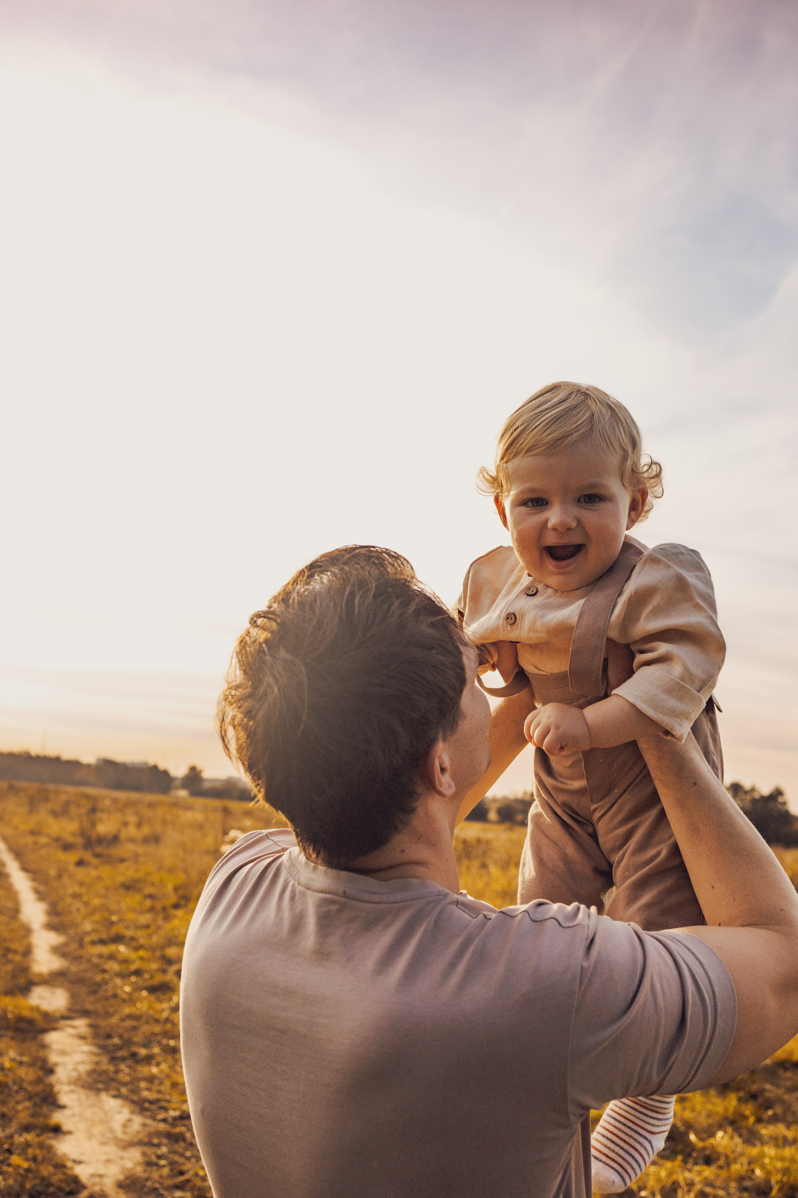 Прогулка на закате. Колесникова Татьяна. Фотограф новорожденных Щёлково, Москва, Королев