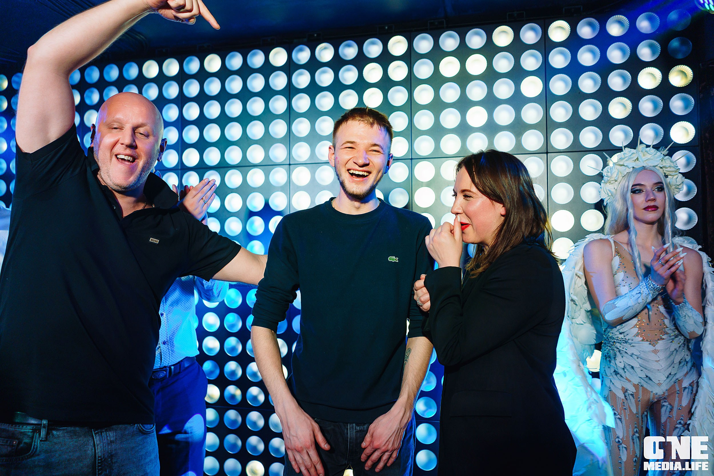 Фоторепортаж из караоке-клуба Эйфория. One Media Life: фоторепортажи, фотоотчеты с мероприятий и заведений