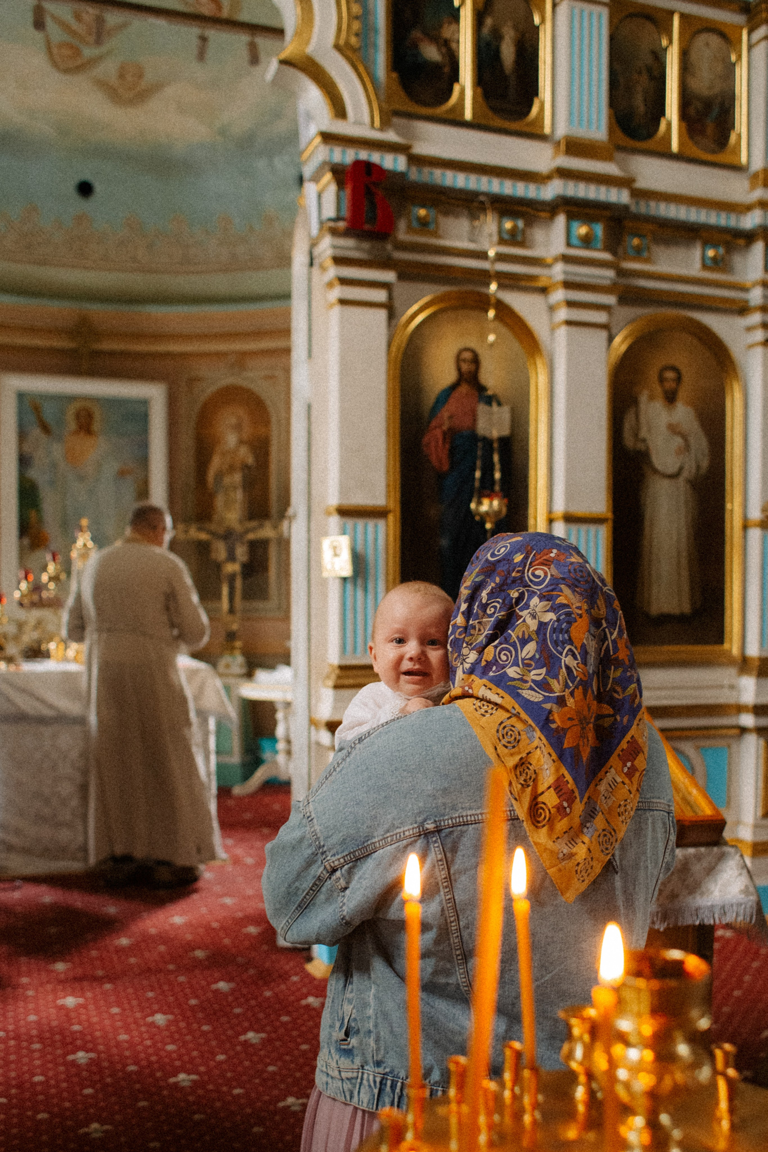 Крещение малышки Мии. Семейный фотограф Виктория Потехина Москва