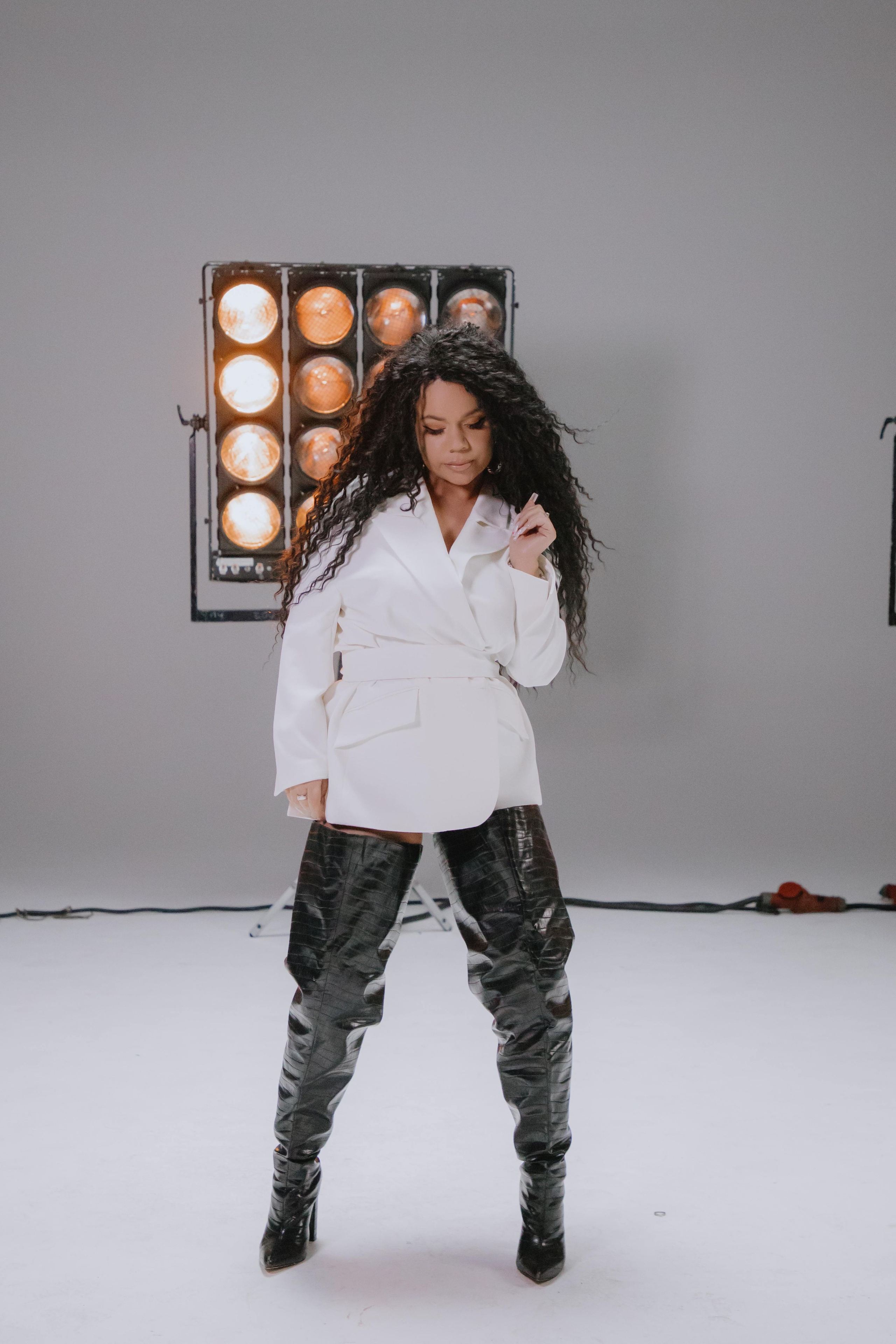 Съемка клипа Юлианны Карауловой и Бьянки. Фотограф в Москве и Санкт-Петербурге Дарина