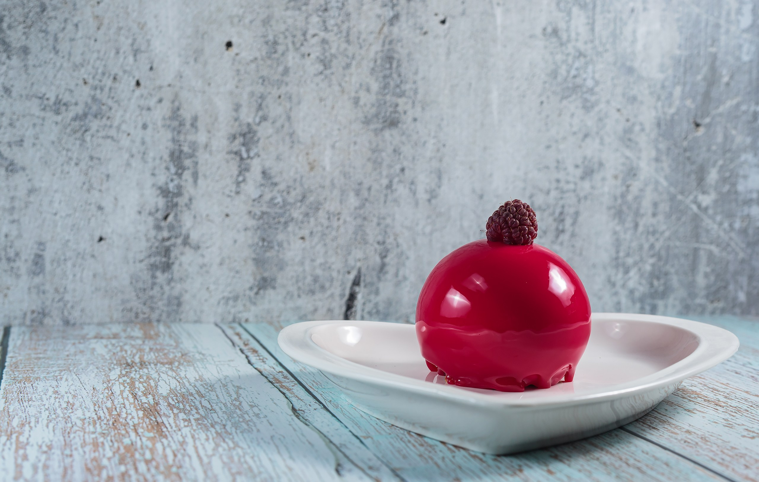 пирожное в кофейне-кондитерской Konfi