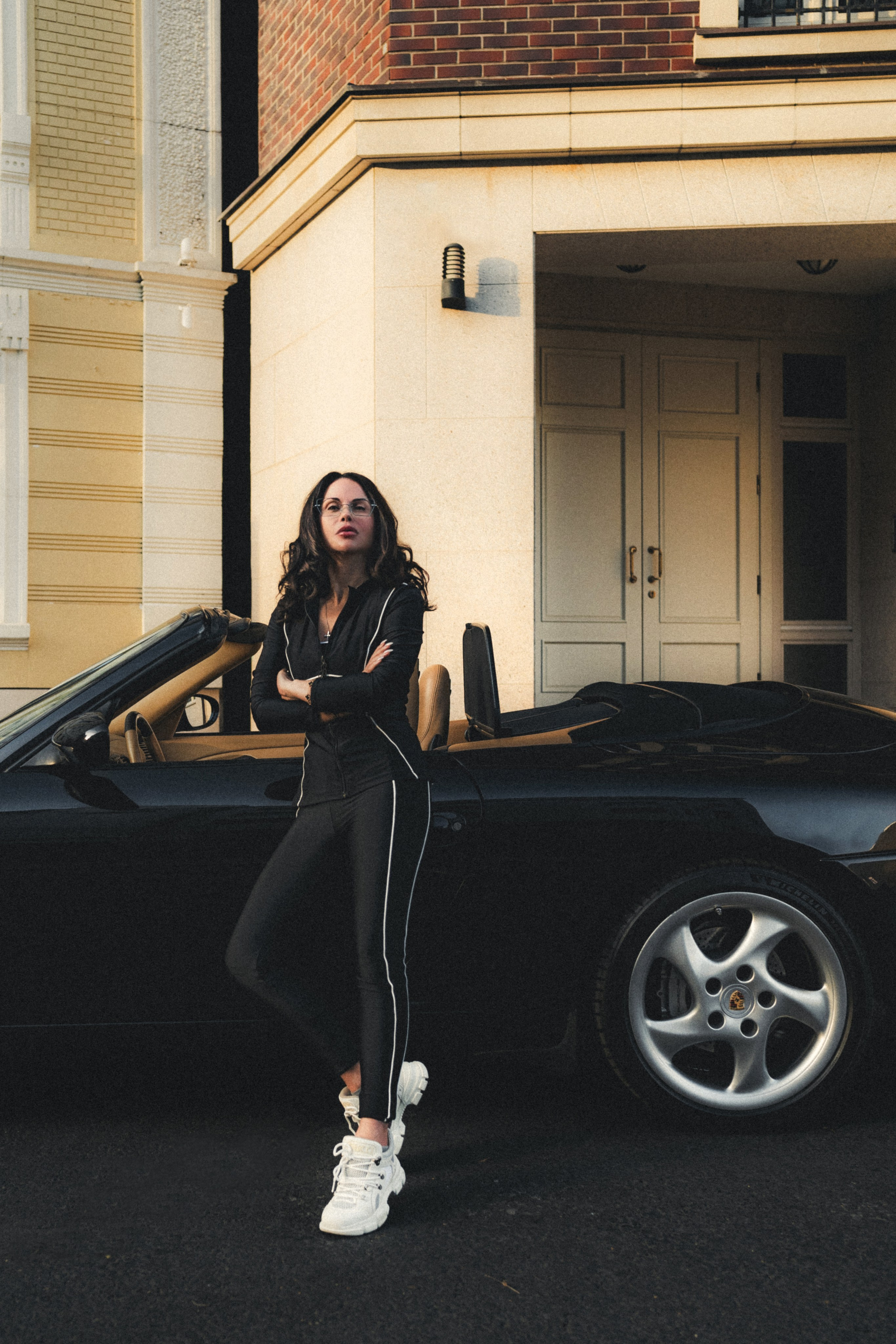 Porsche Carrera 4 Cabriolet x Elina. Фотограф Илья К. в Москве