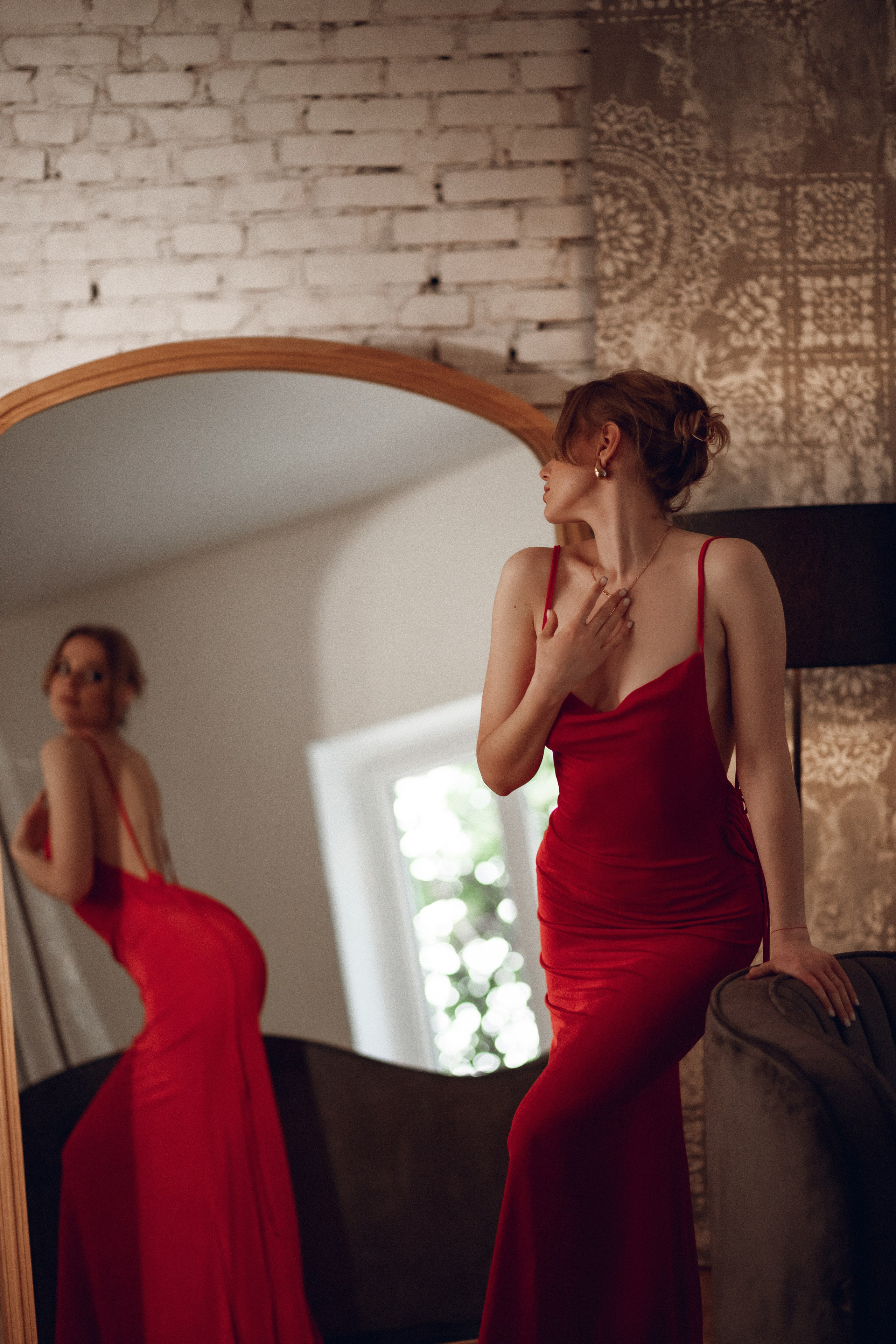 ЗАЛ «Каминная». Фотостудия в Мариуполе «Берлога»