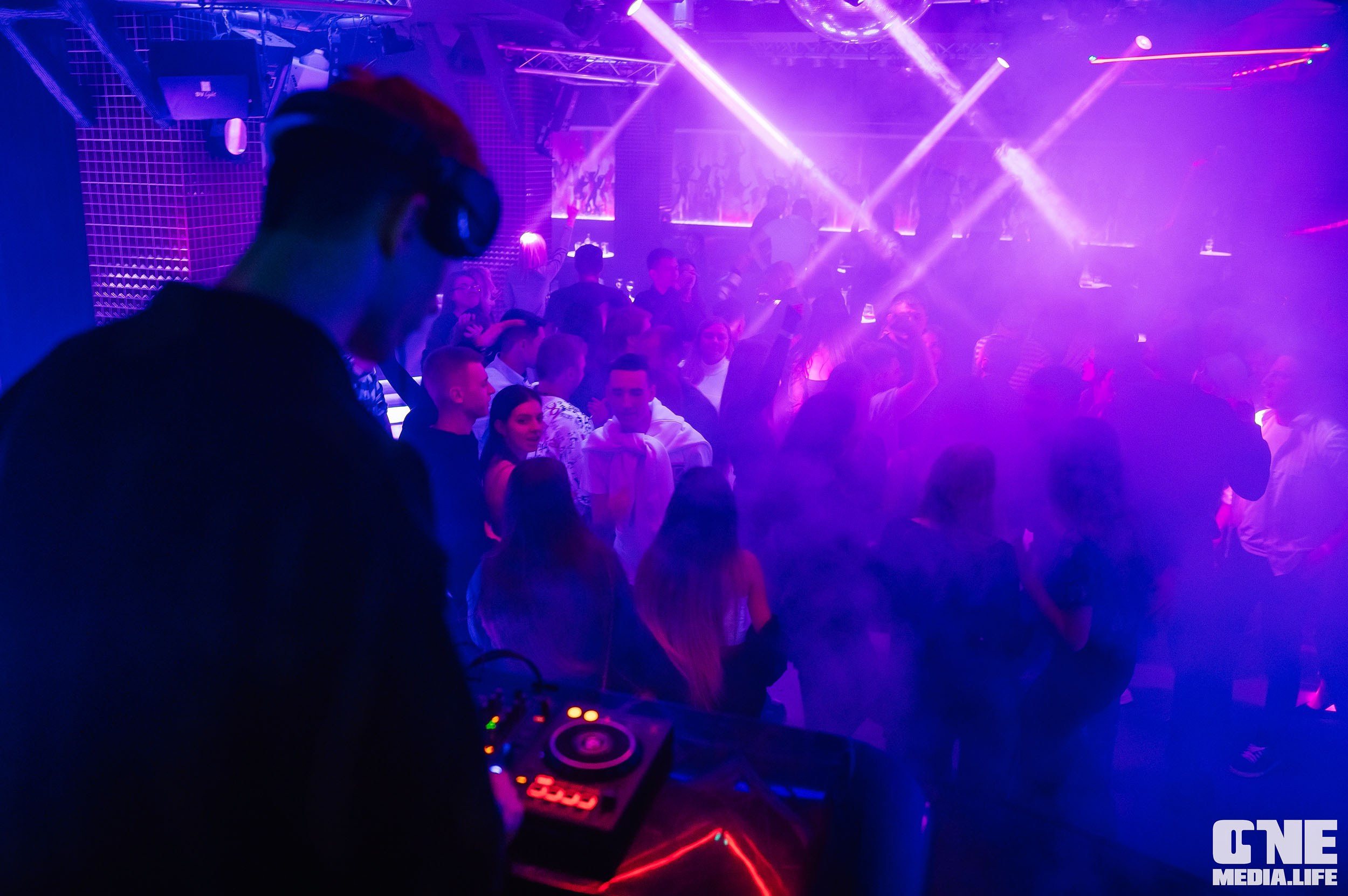 Фоторепортаж из РК Планета. One Media Life: фоторепортажи, фотоотчеты с мероприятий и заведений