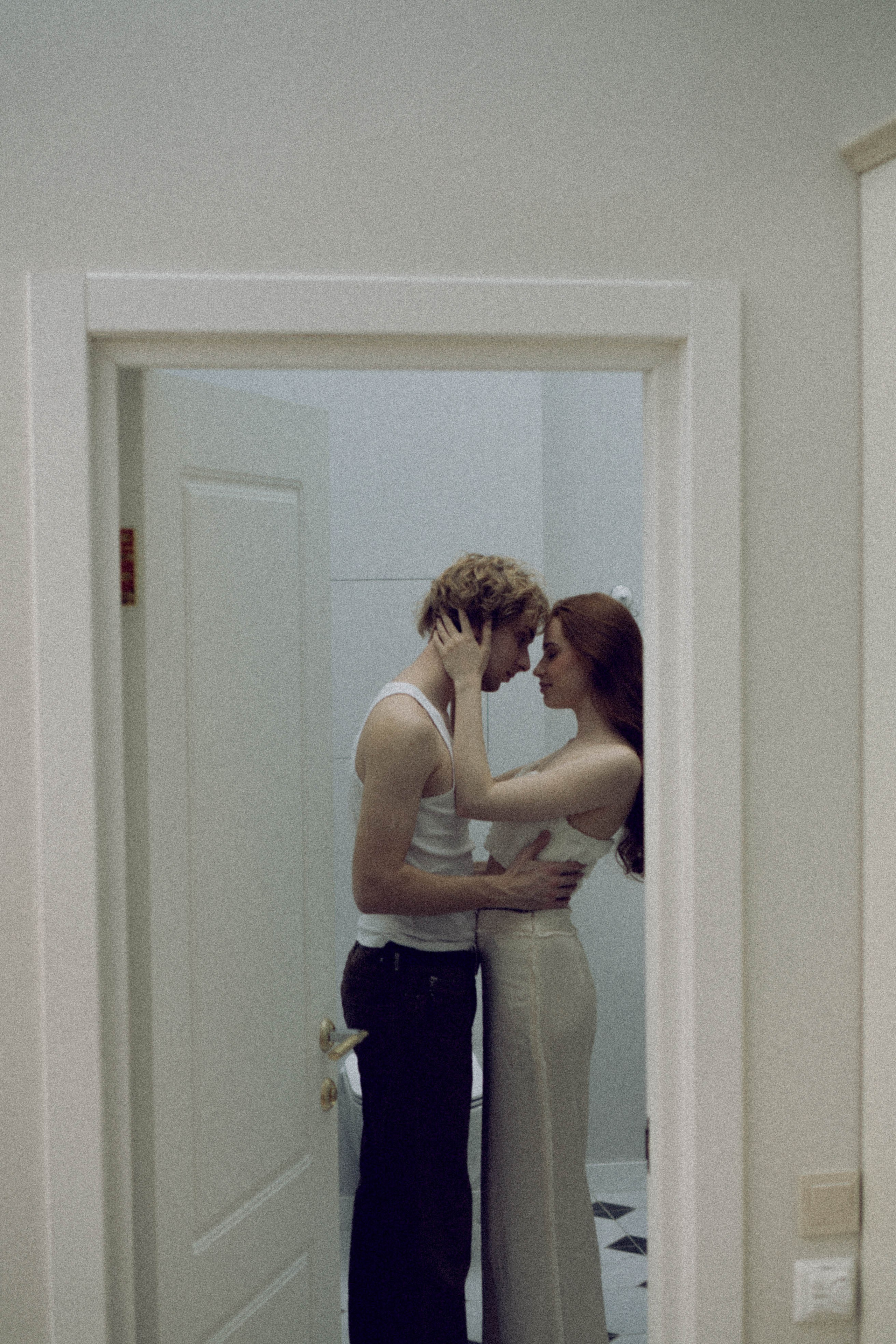 СВАДЕБНАЯ СЬЕМКА В ОТЕЛЕ. СБОРЫ ЖЕНИХА И НЕВЕСТЫ И ТАКЖЕ ТОР И ПОДГОТОВКА К ПРОГУЛКЕ. Профессиональный фотограф, Санкт-Петербург — Виктория Богомолова