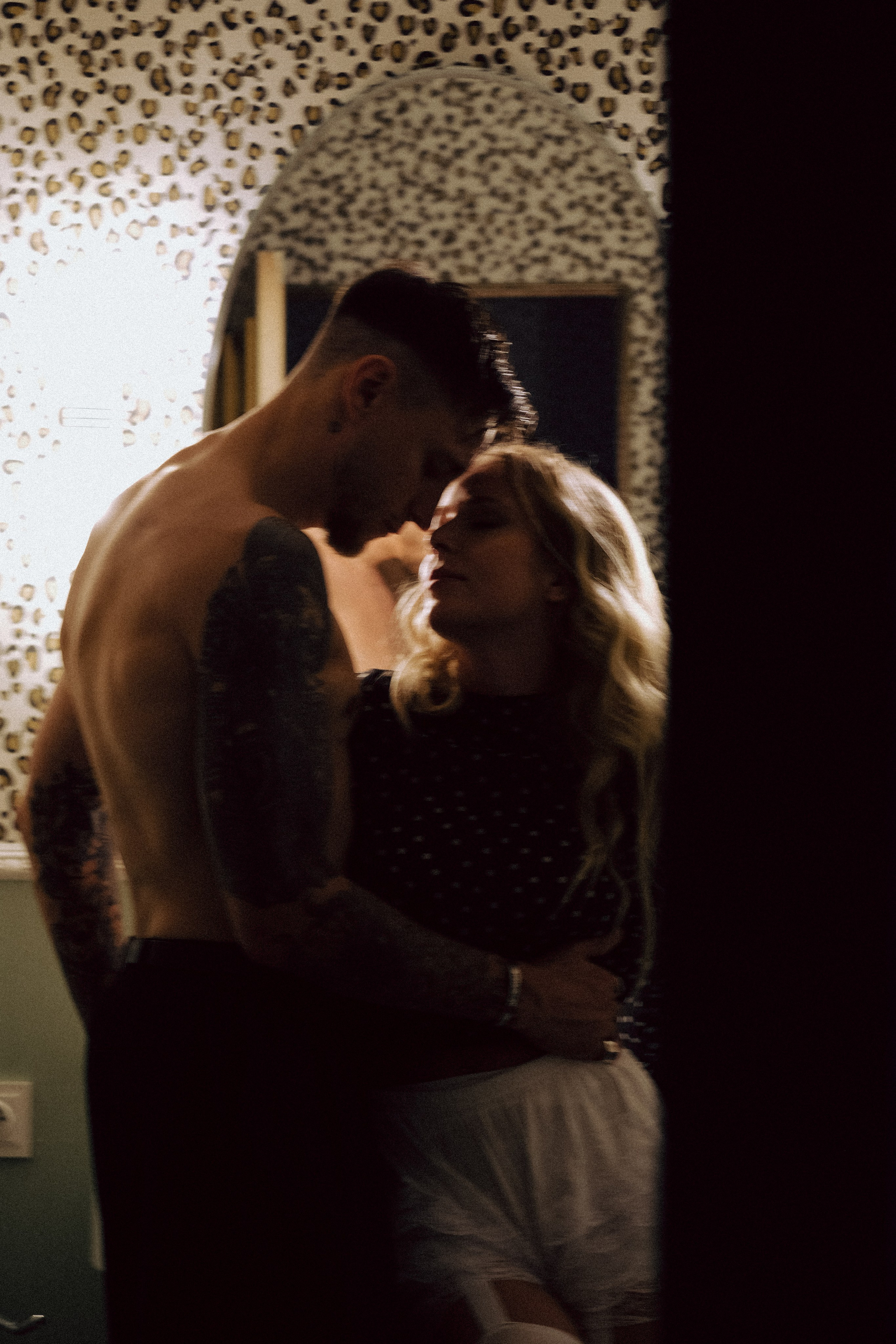 СВАДЕБНАЯ СЬЕМКА С КАБРИОЛЕТОМ В САНТК-ПЕТЕРБУРГЕ НА ПЕТРОГРАДКЕ В ОТЕЛЕ ПАНОРАМИКА. Профессиональный фотограф, Санкт-Петербург — Виктория Богомолова