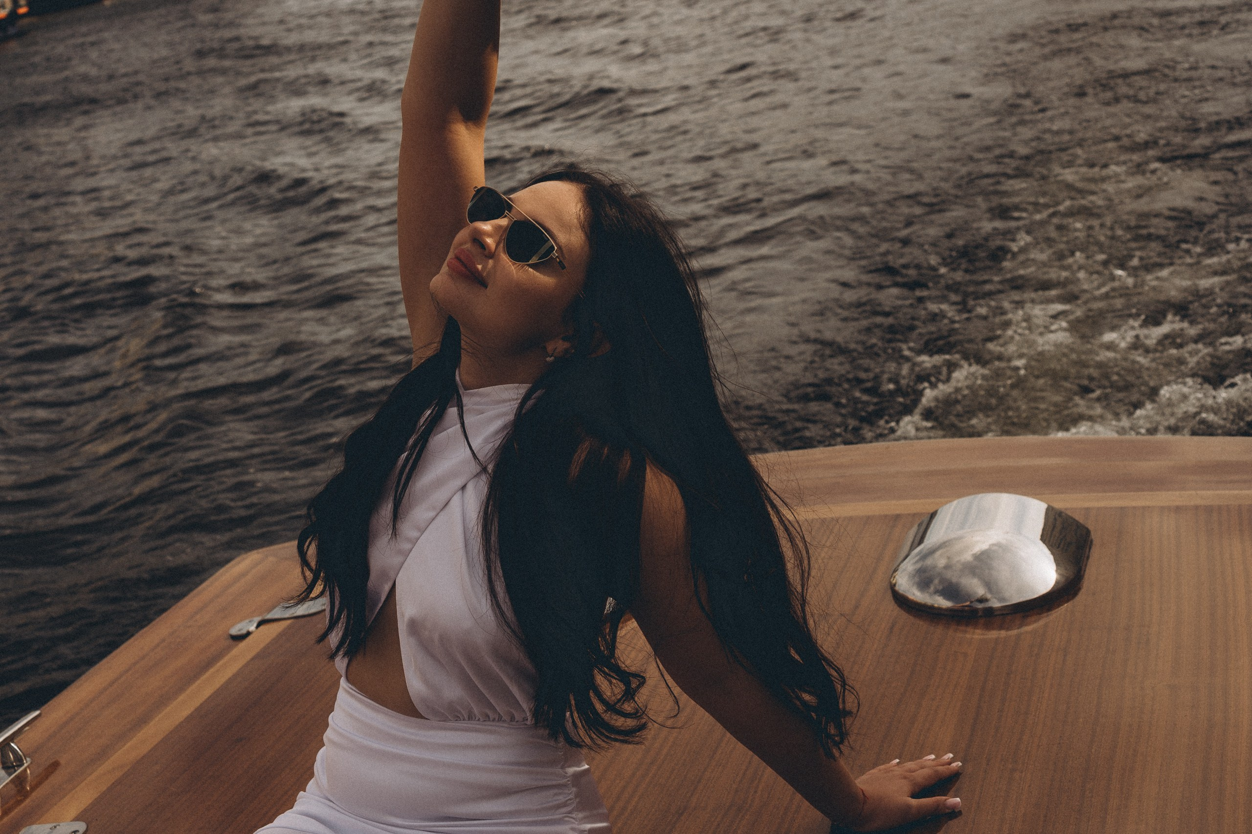 СВАДЕНБНАЯ СЬЕМКА НА КАТЕРЕ ПО КАНАЛАМ САНКТ-ПЕТЕРБУРГА И В АКВАТОРИИ НЕВЫ. Профессиональный фотограф, Санкт-Петербург — Виктория Богомолова