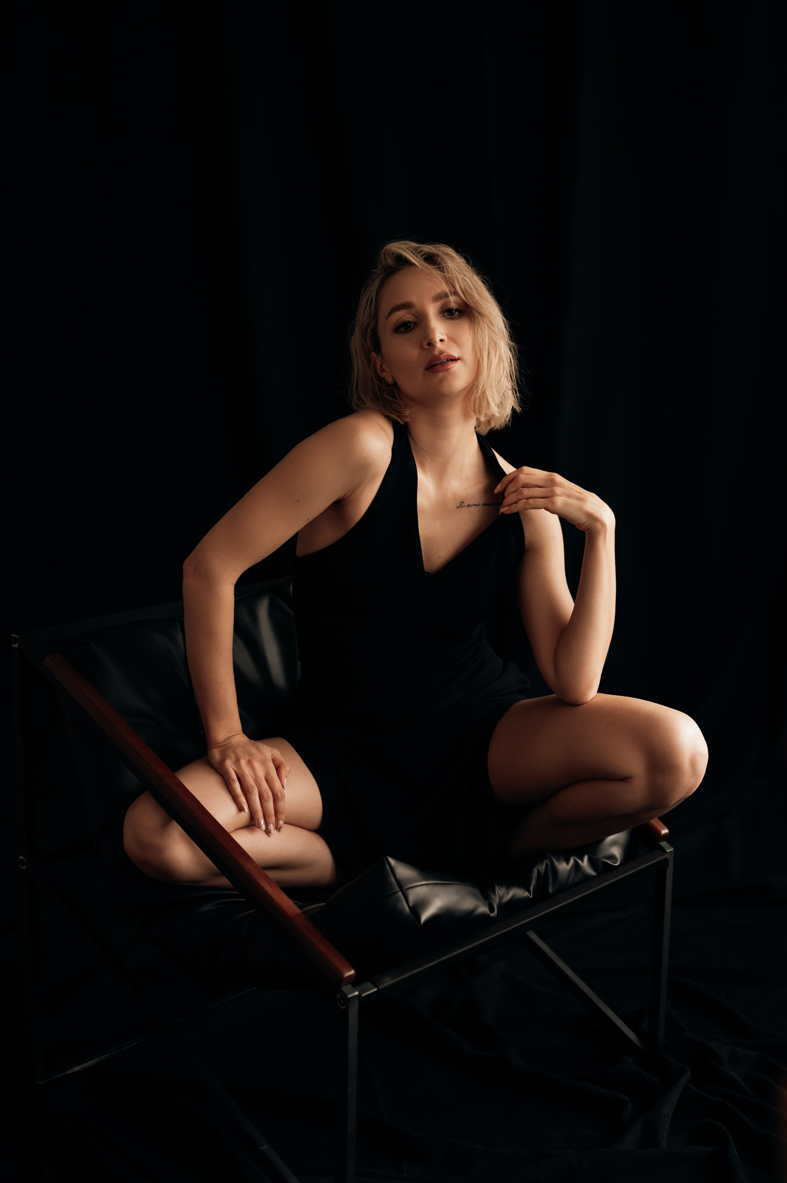 Женский. Фотостудия 220 — первая в Чите фотостудия, предназначенная для работы