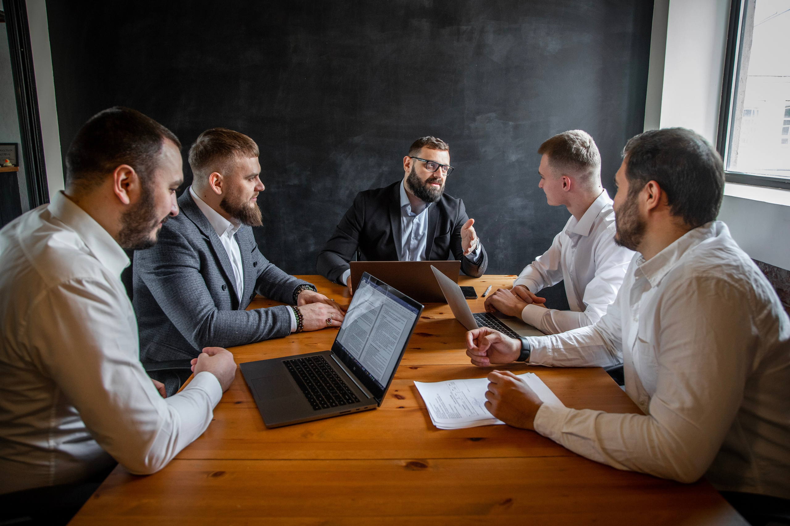 Фотосессия для бизнеса, контент для соцсетей, фото сотрудников. Свадебная, репортажная и бизнес съёмка в Ростове-на-Дону