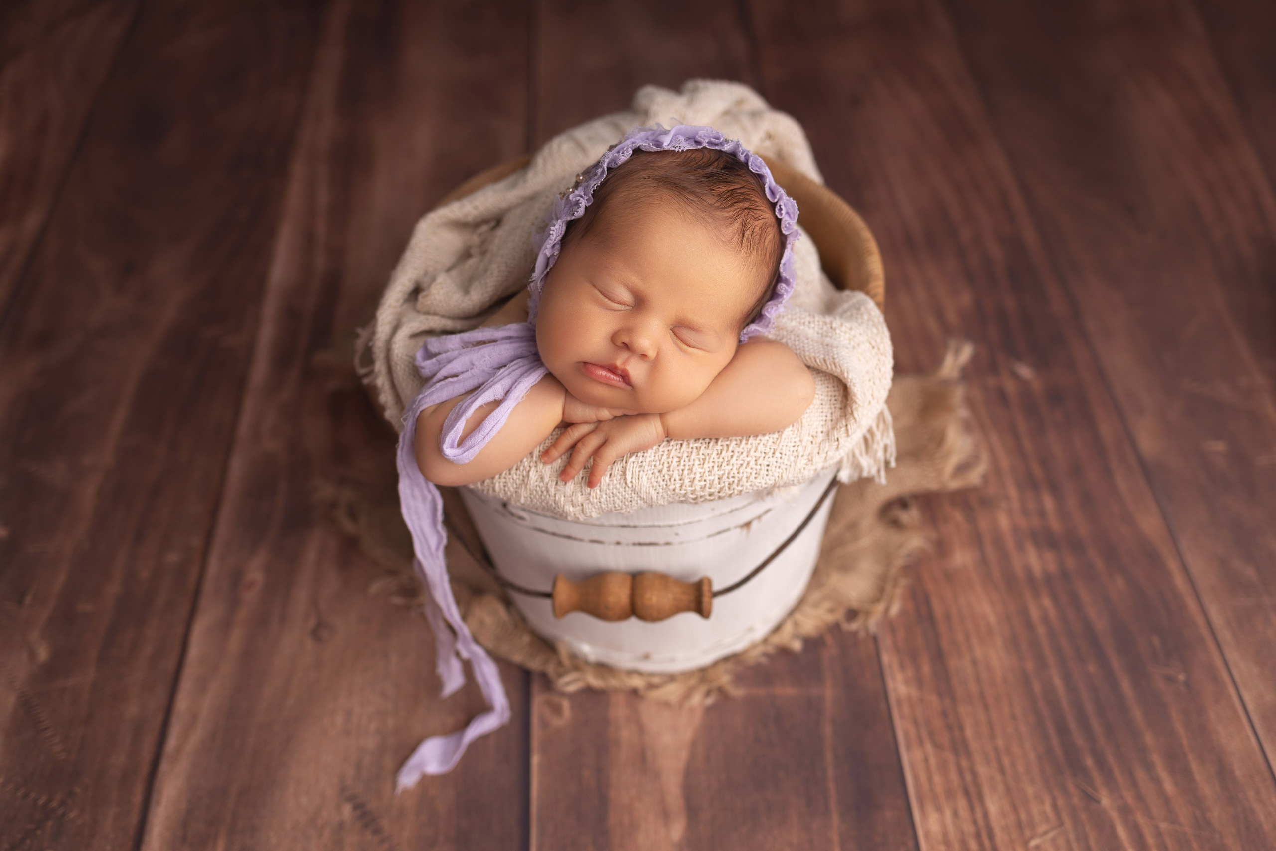 Классическая фотосессия малыша. Фотограф новорожденных малышей в Омске и Омской области Эльвира Камаева