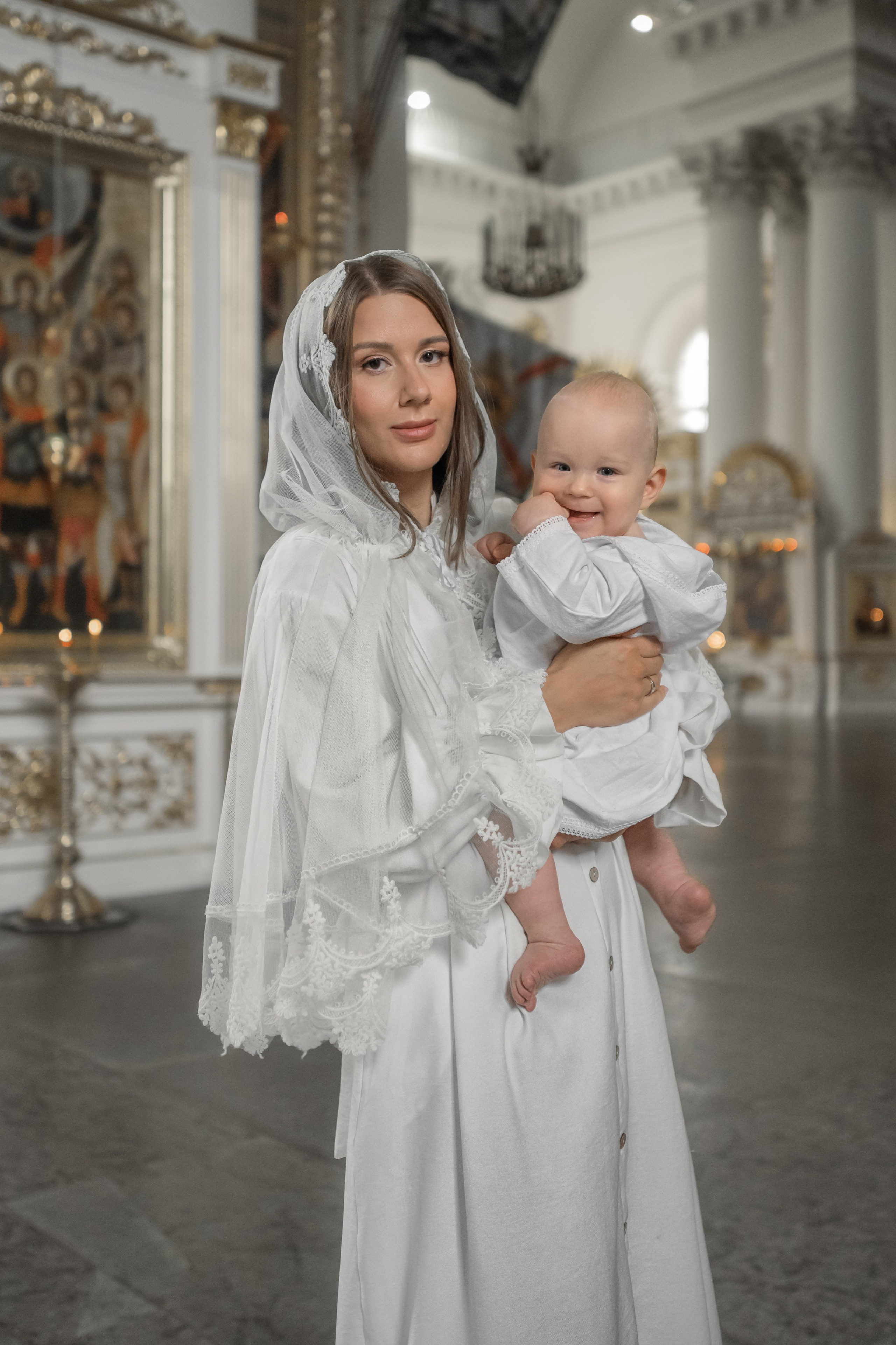 Крещение в Троице-Измайловском соборе. Фотограф на крещение и венчание, семейный фотограф в Санкт-Петербурге