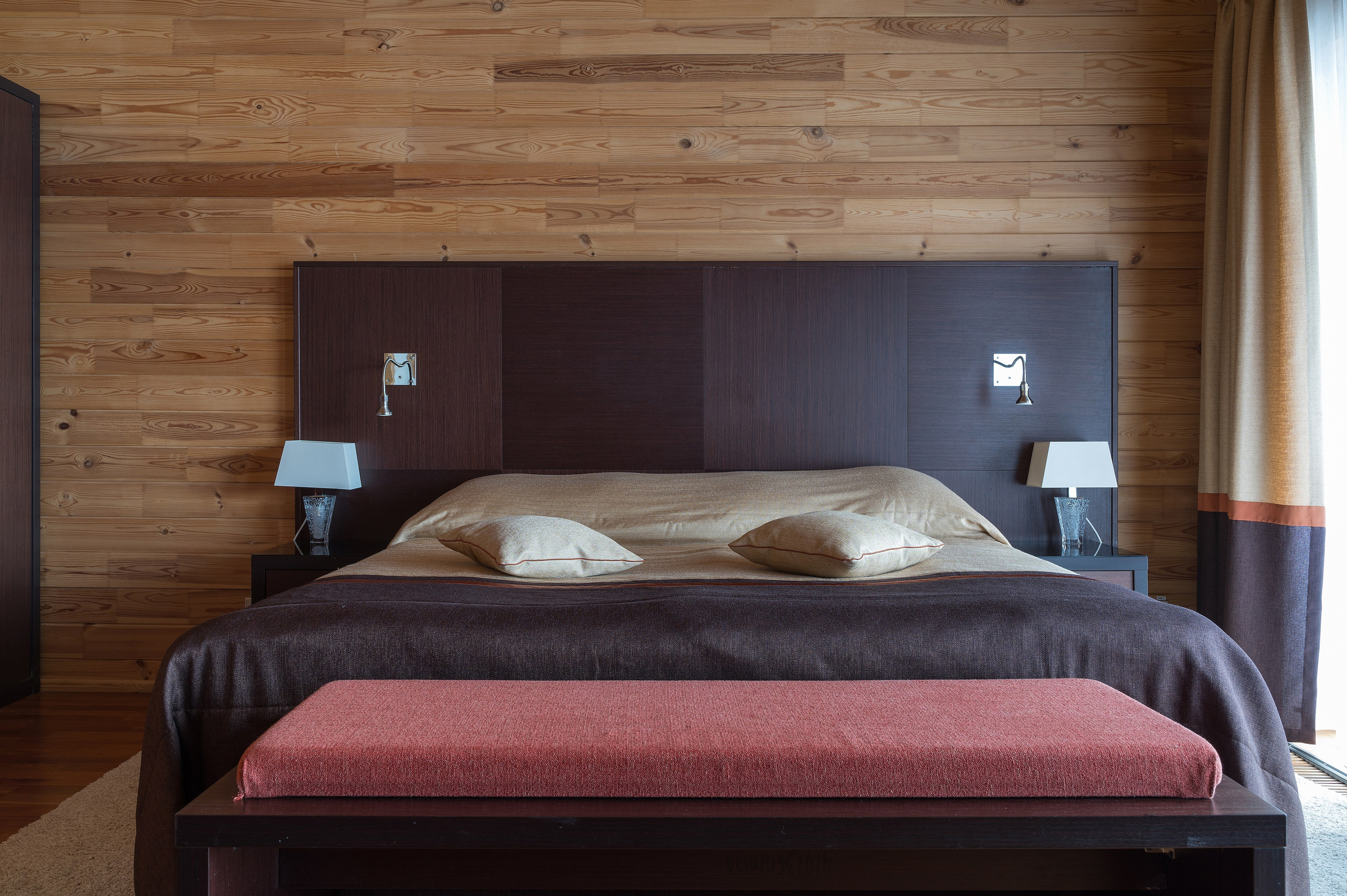 Дом на базе отдыха «ВАЛДАЙ». Интерьерный фотограф в Сочи Элина Габриелян