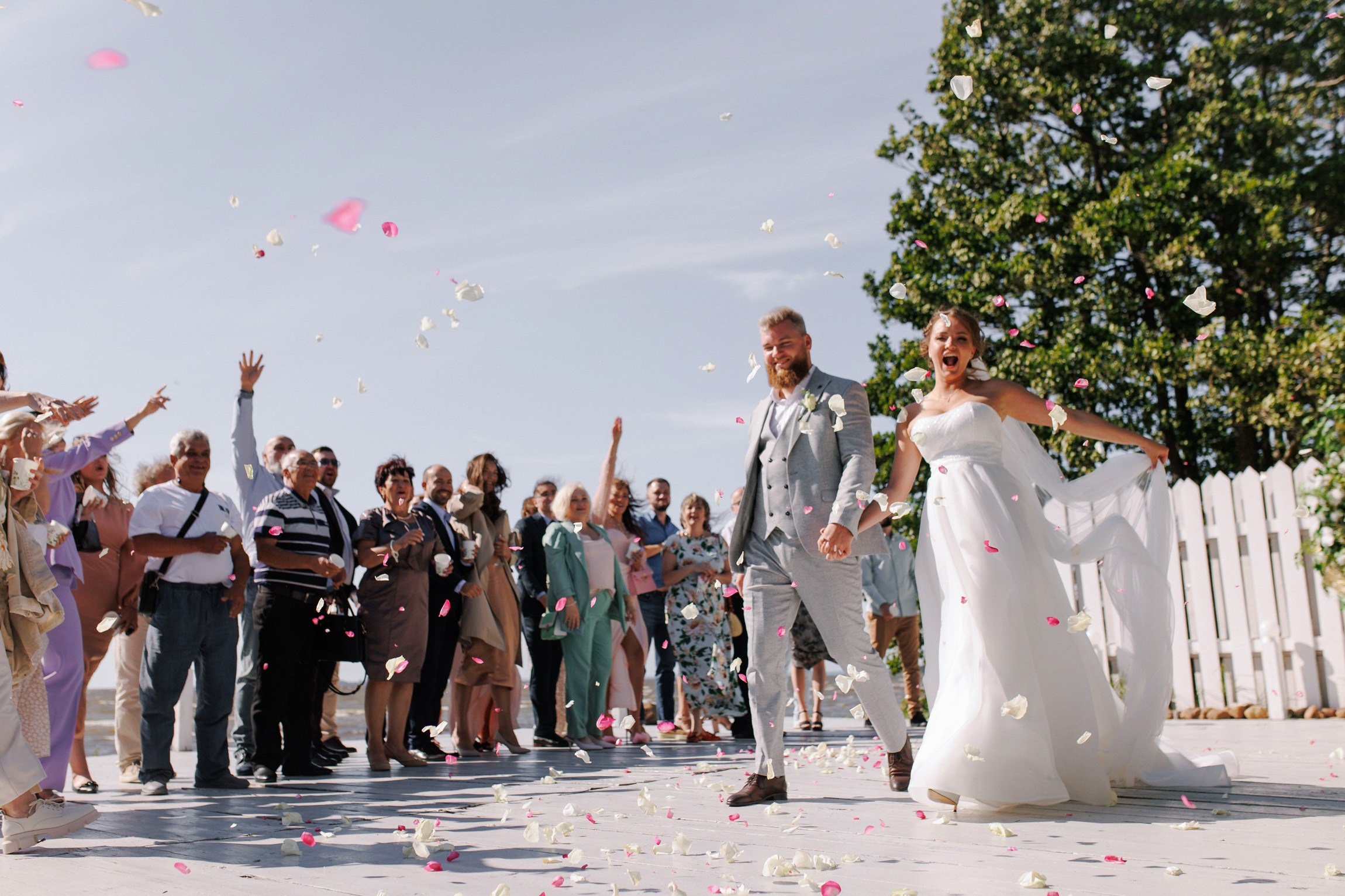 Свадебная фотосессия на финском заливе. Свадебный фотограф СПБ