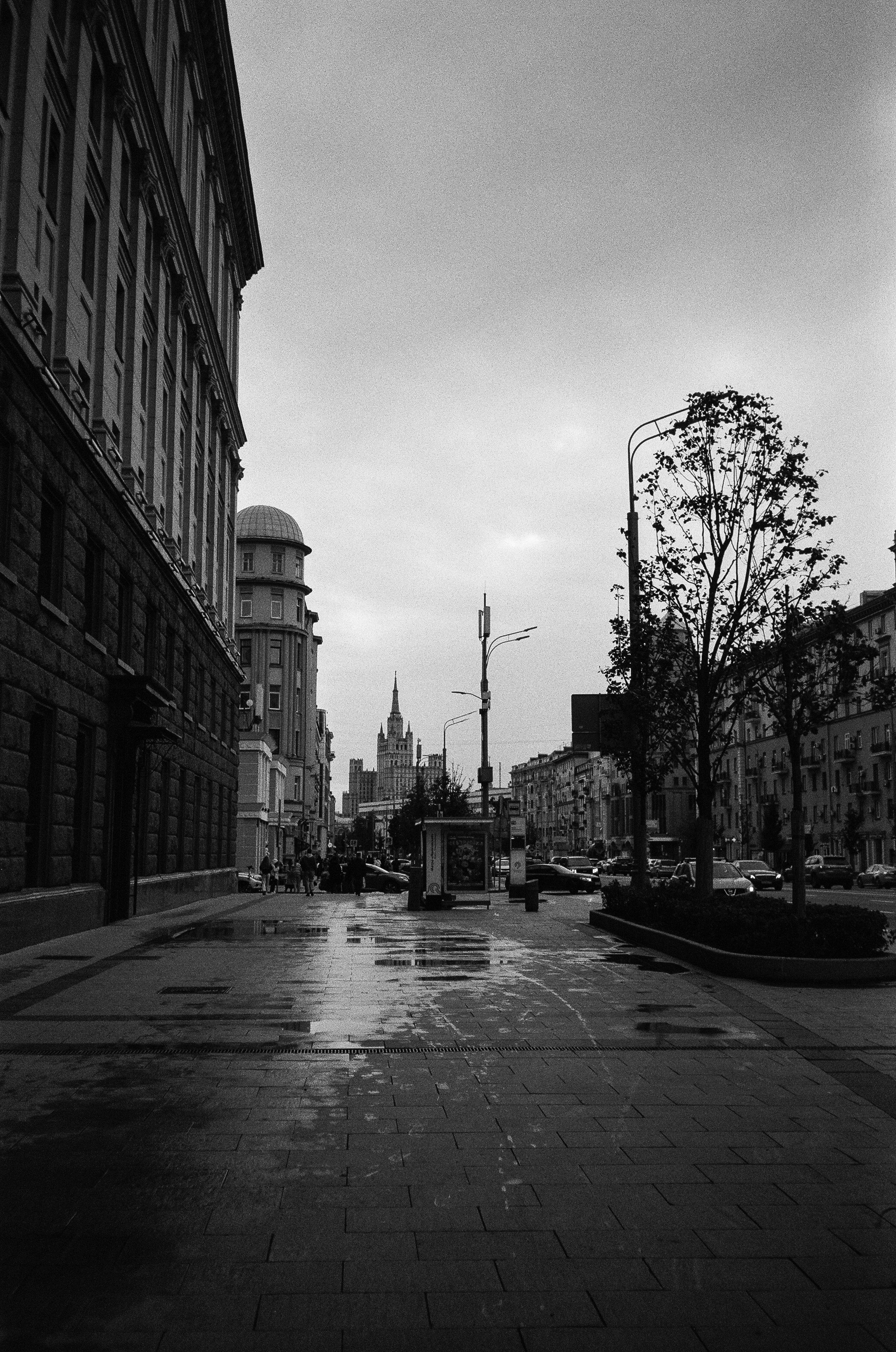 Chinon Auto 3001 / Ilford Pan 400 / Театр Моссовета, Театр Российской