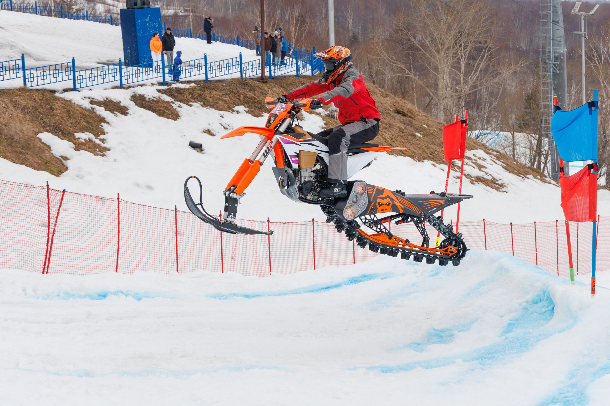 Сноубайк Шоу _ 2026. Свадебный, семейный и репортажный фотограф в Южно-Сахалинске Артур Петросян