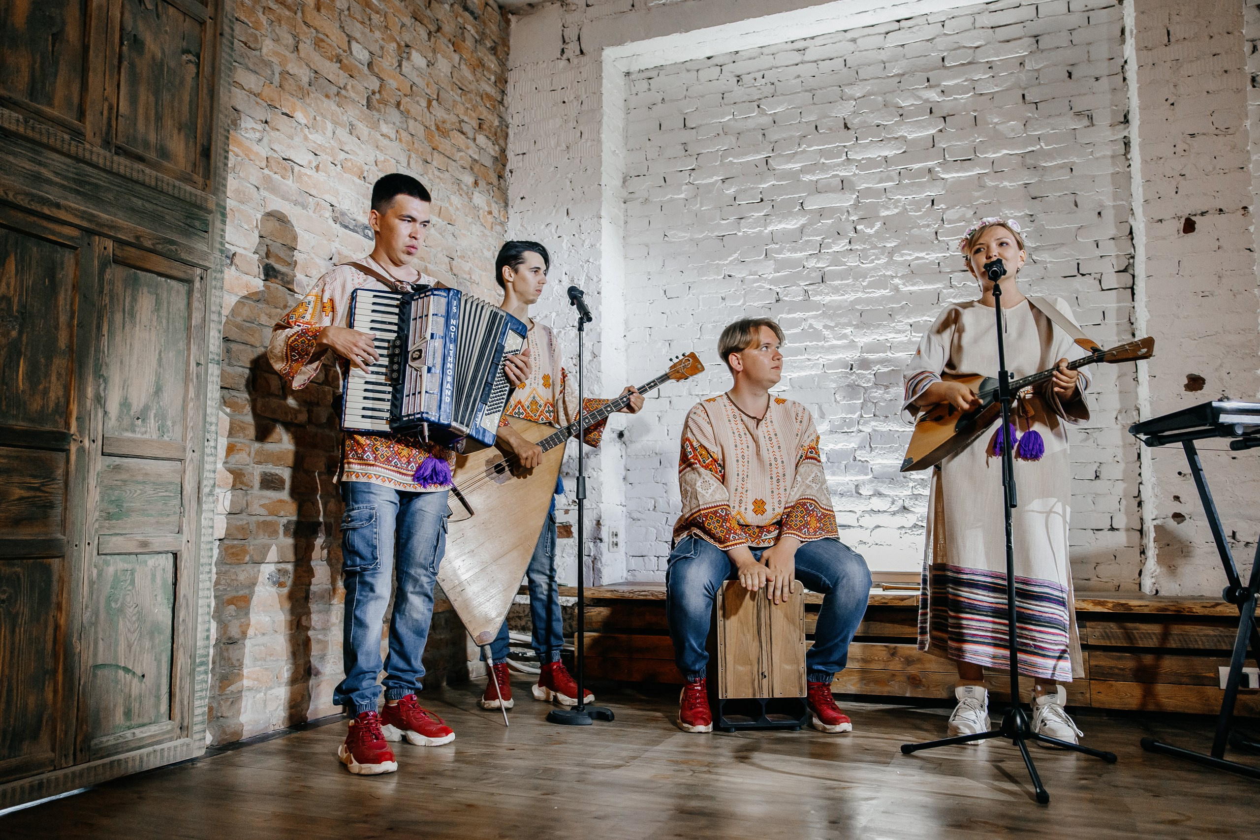 Екатерина и Константин. Главная